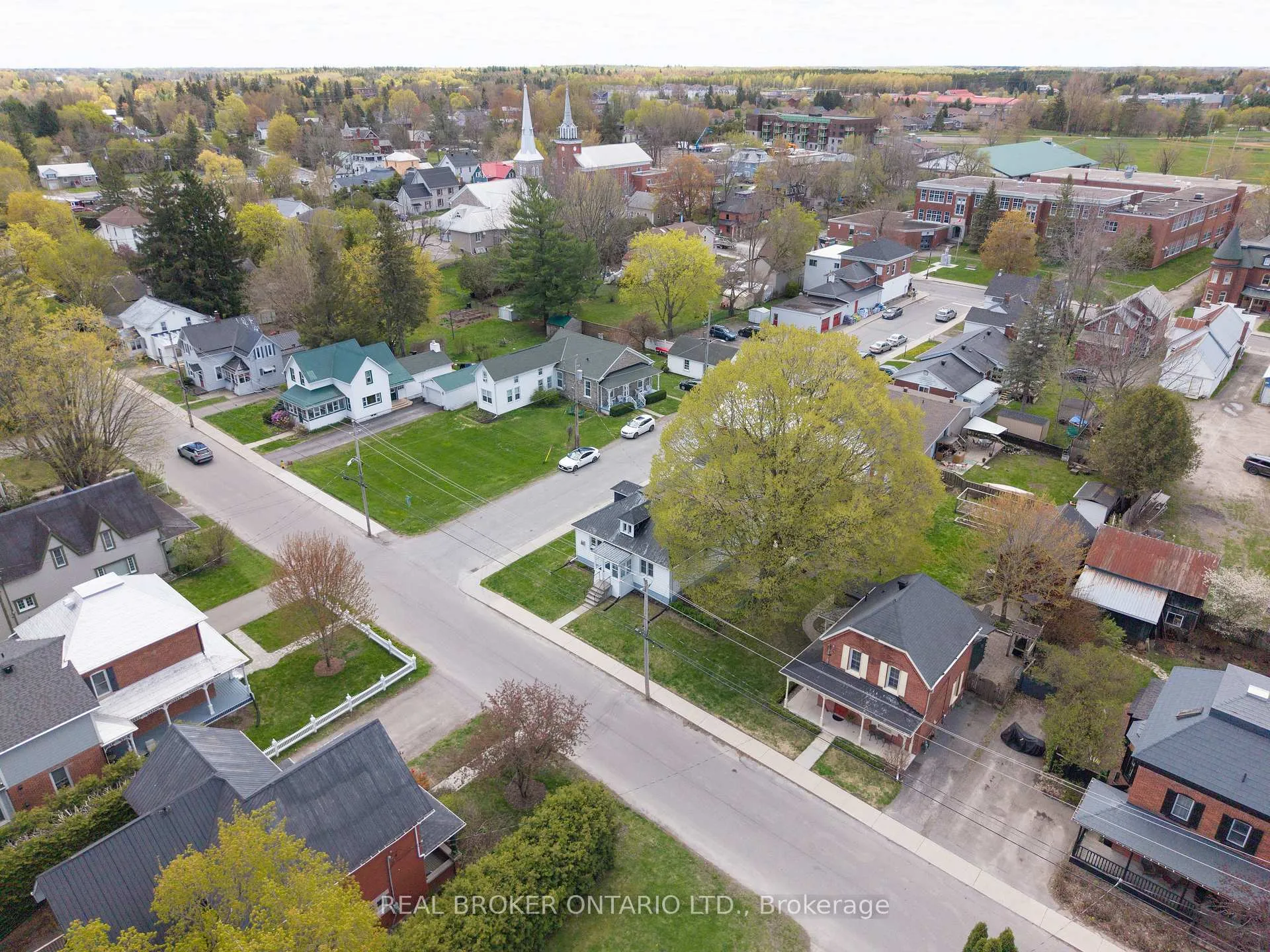 Photo 49 of 216 Thomas Street, North Grenville, Kemptville — HOMEH