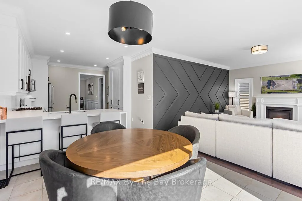 Photo 12 of 6 Academy Avenue, Wasaga Beach — HOMEH