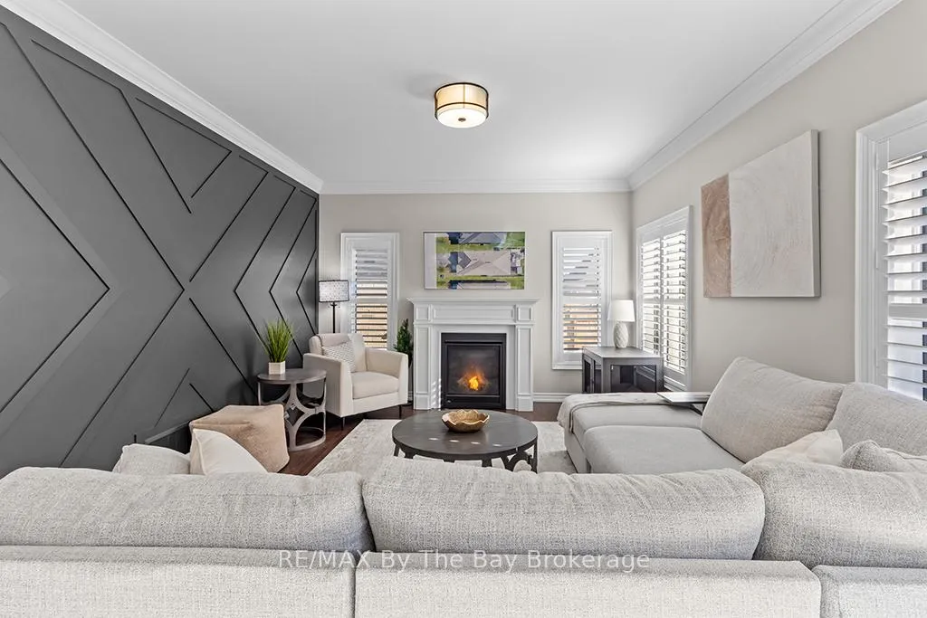 Photo 13 of 6 Academy Avenue, Wasaga Beach — HOMEH