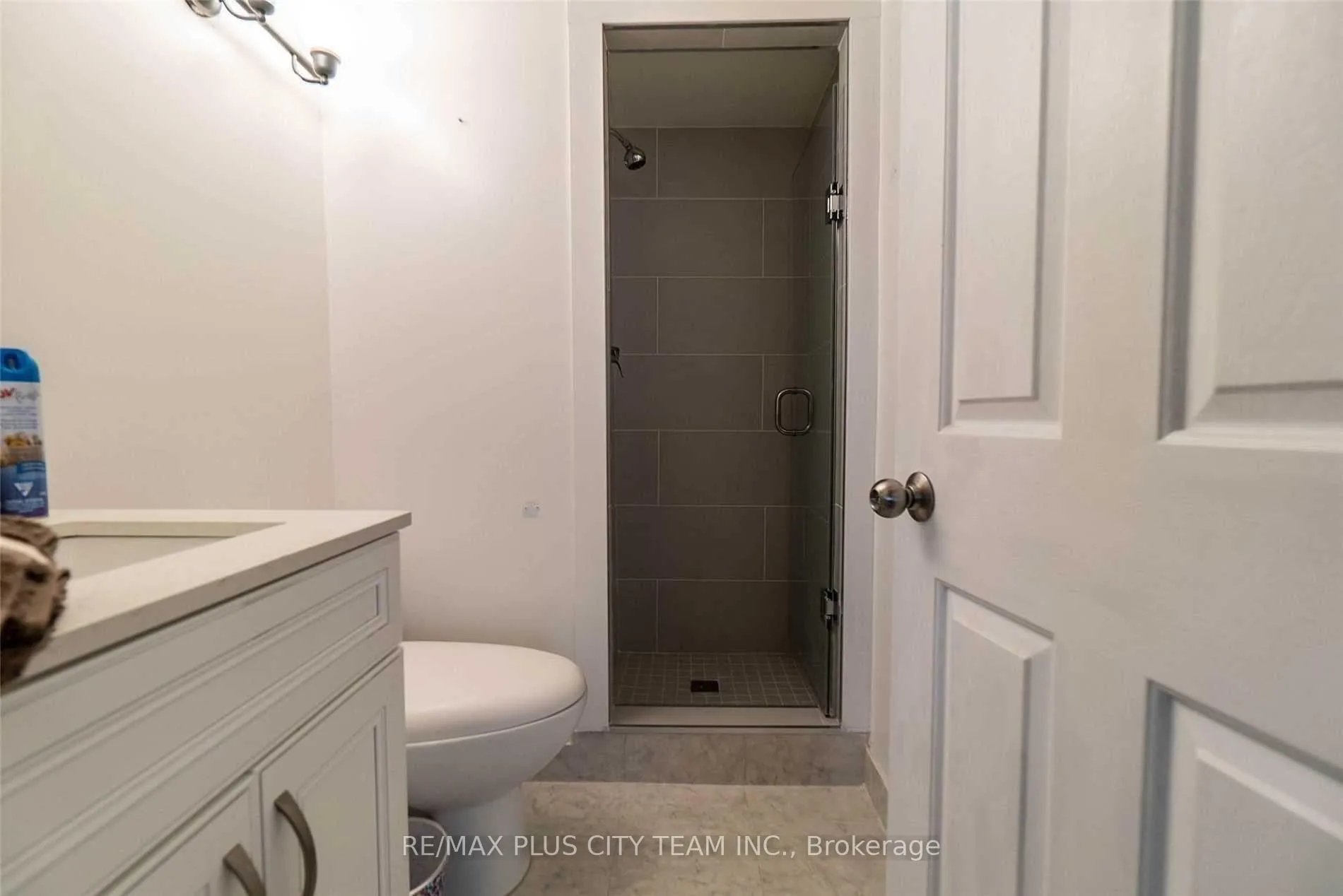 Photo 23 of Unit 708, 717 Bay Street, Toronto, Bay Street Corridor — HOMEH