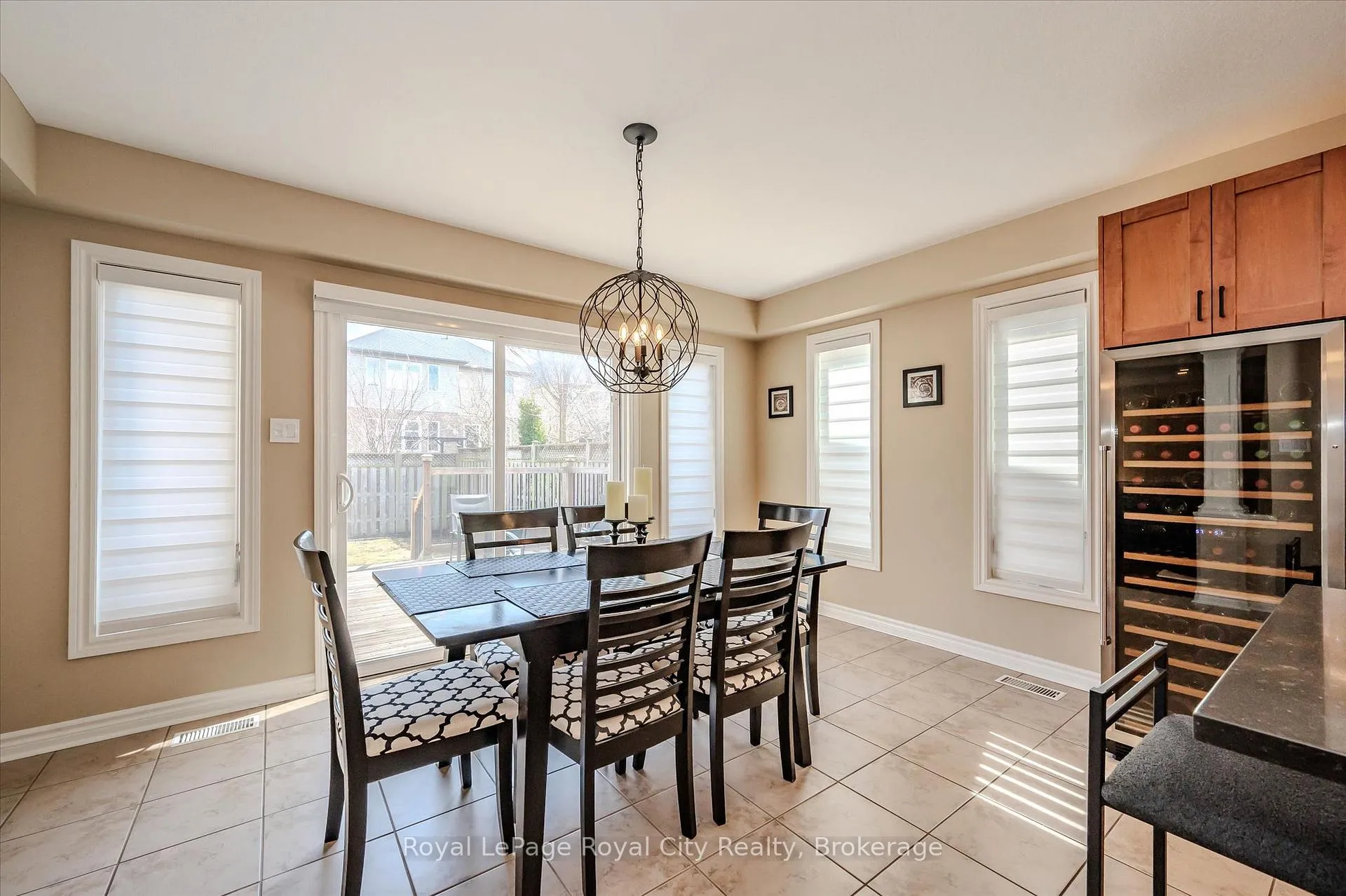 Photo 12 of 16 Hall Avenue, Guelph, Pineridge/Westminster Woods — HOMEH