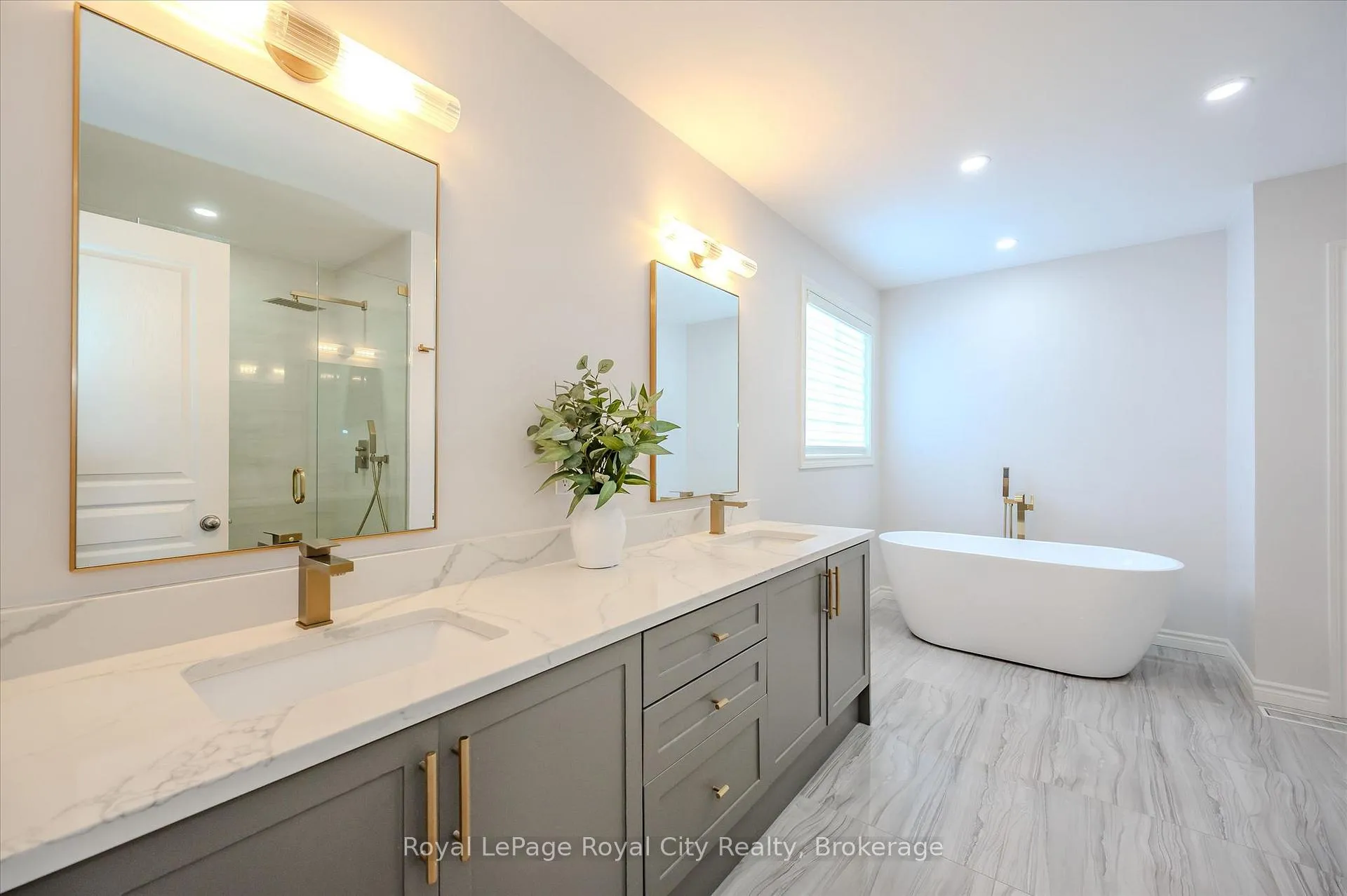 Photo 24 of 16 Hall Avenue, Guelph, Pineridge/Westminster Woods — HOMEH