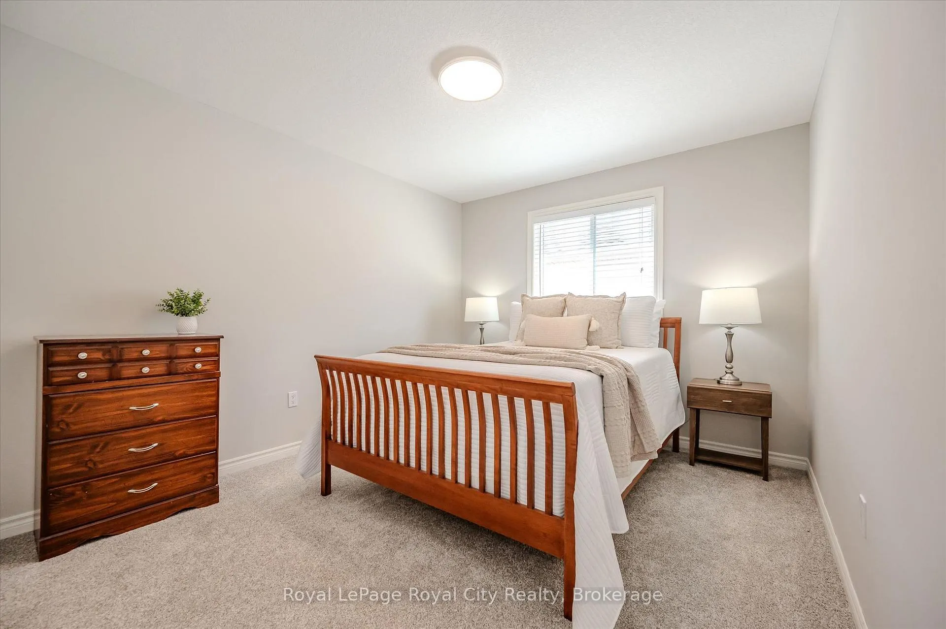 Photo 27 of 16 Hall Avenue, Guelph, Pineridge/Westminster Woods — HOMEH