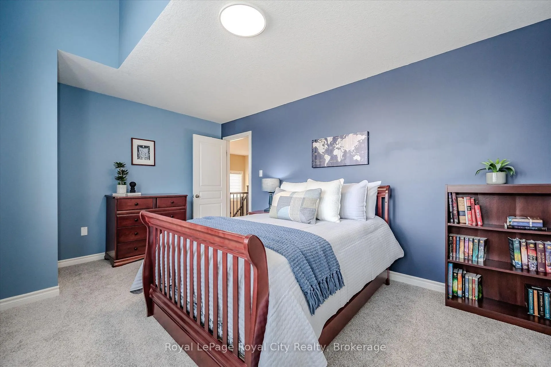Photo 34 of 16 Hall Avenue, Guelph, Pineridge/Westminster Woods — HOMEH