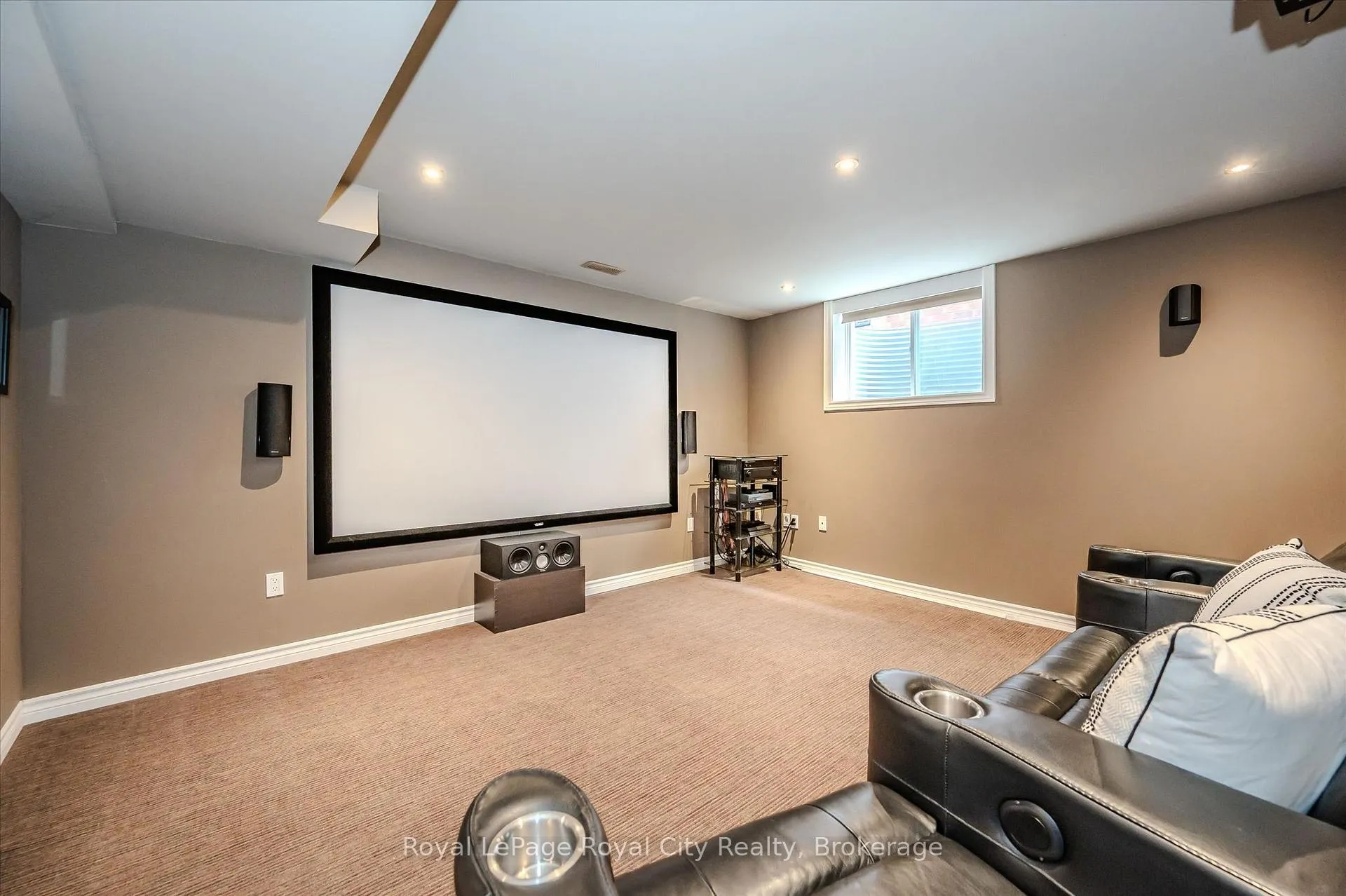 Photo 39 of 16 Hall Avenue, Guelph, Pineridge/Westminster Woods — HOMEH