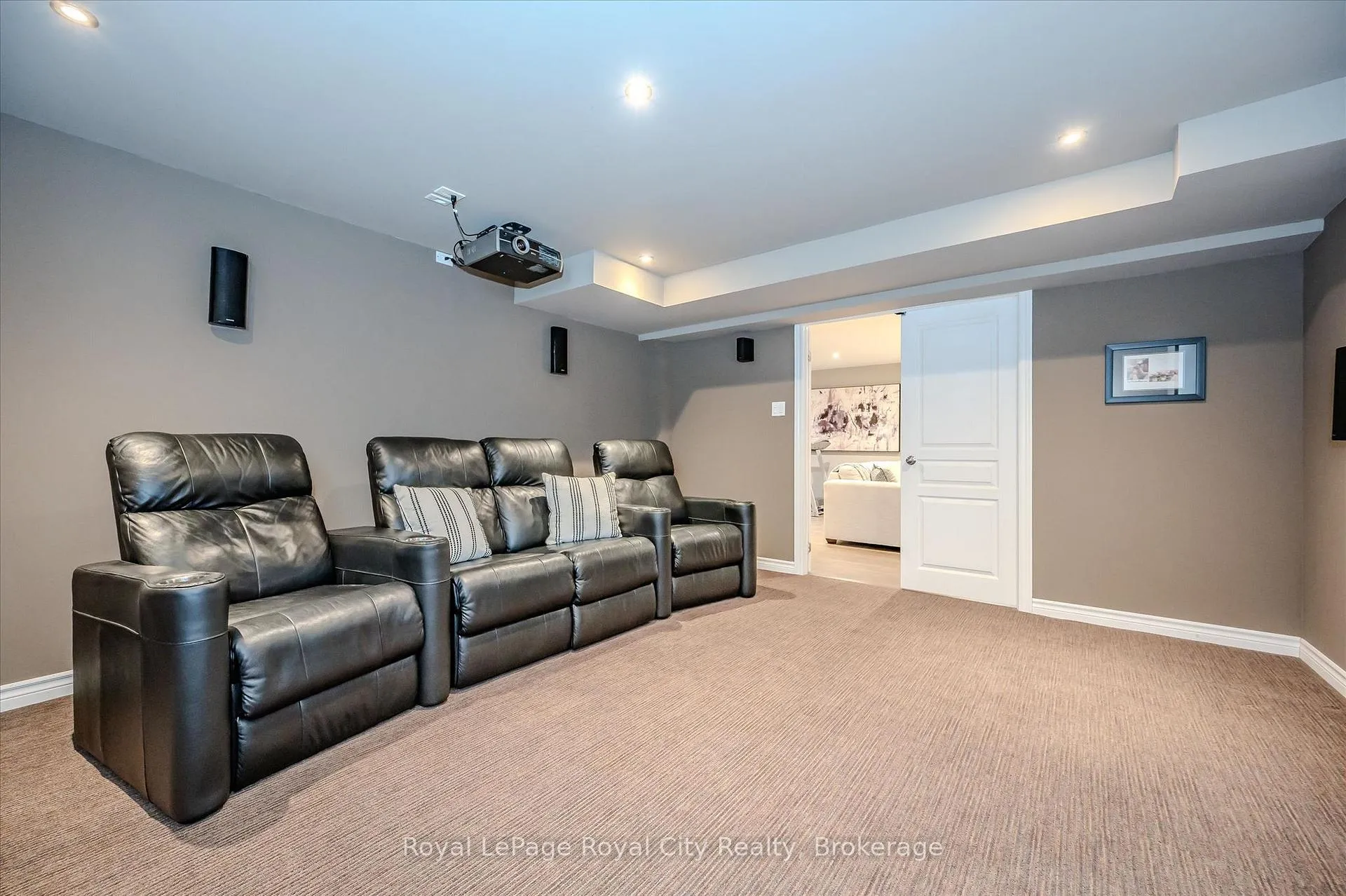 Photo 40 of 16 Hall Avenue, Guelph, Pineridge/Westminster Woods — HOMEH