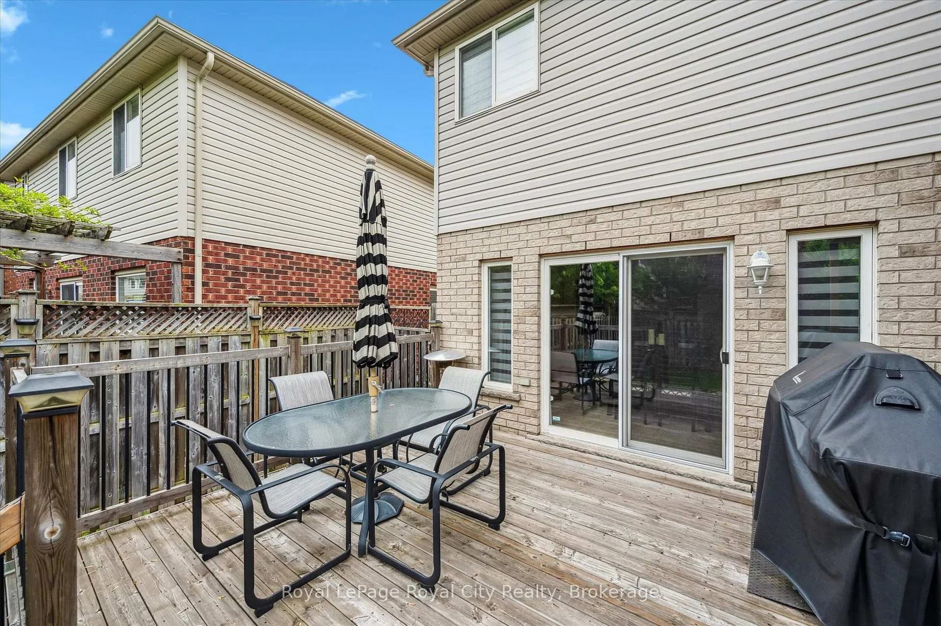 Photo 44 of 16 Hall Avenue, Guelph, Pineridge/Westminster Woods — HOMEH