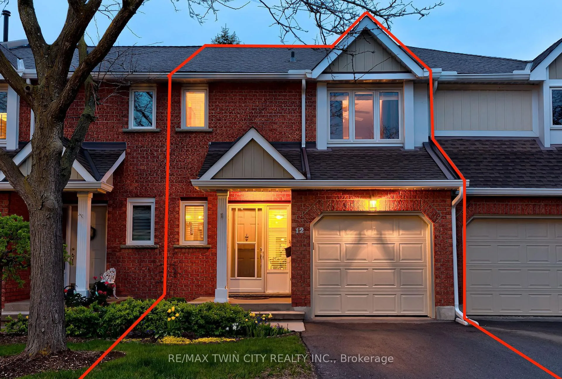 Photo 2 of Unit 12, 523 Beechwood Drive, Waterloo, Beechwood West — HOMEH