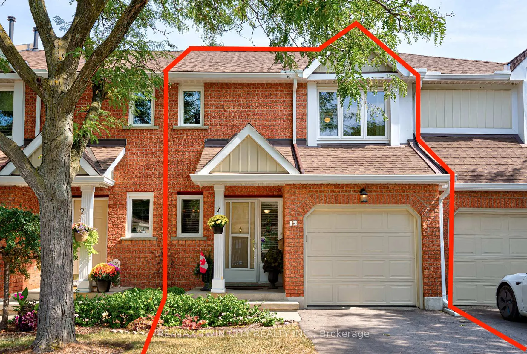 Photo 1 of Unit 12, 523 Beechwood Drive, Waterloo, Beechwood West — HOMEH