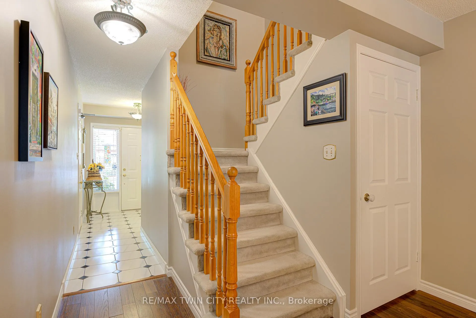 Photo 8 of Unit 12, 523 Beechwood Drive, Waterloo, Beechwood West — HOMEH