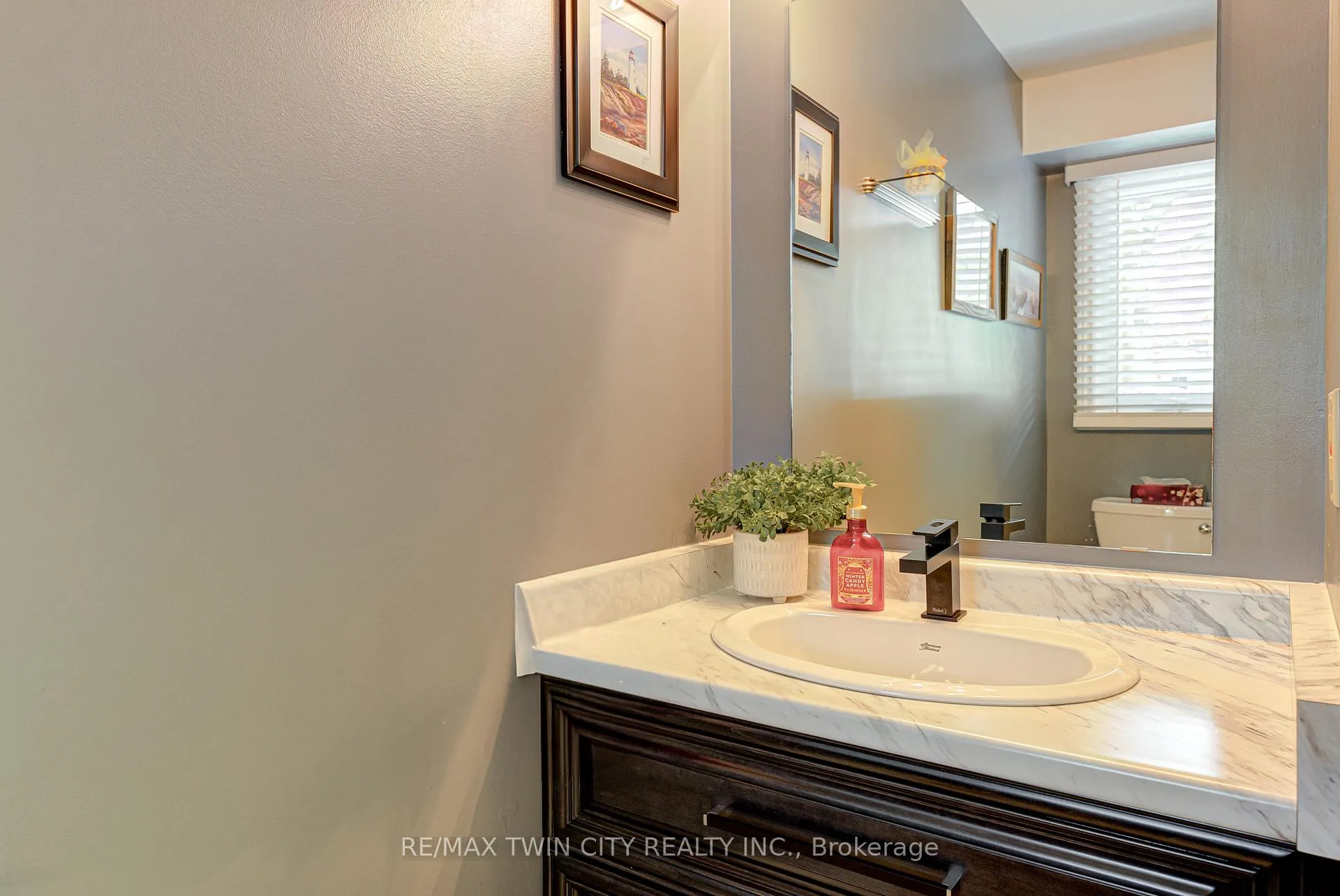 Photo 15 of Unit 12, 523 Beechwood Drive, Waterloo, Beechwood West — HOMEH