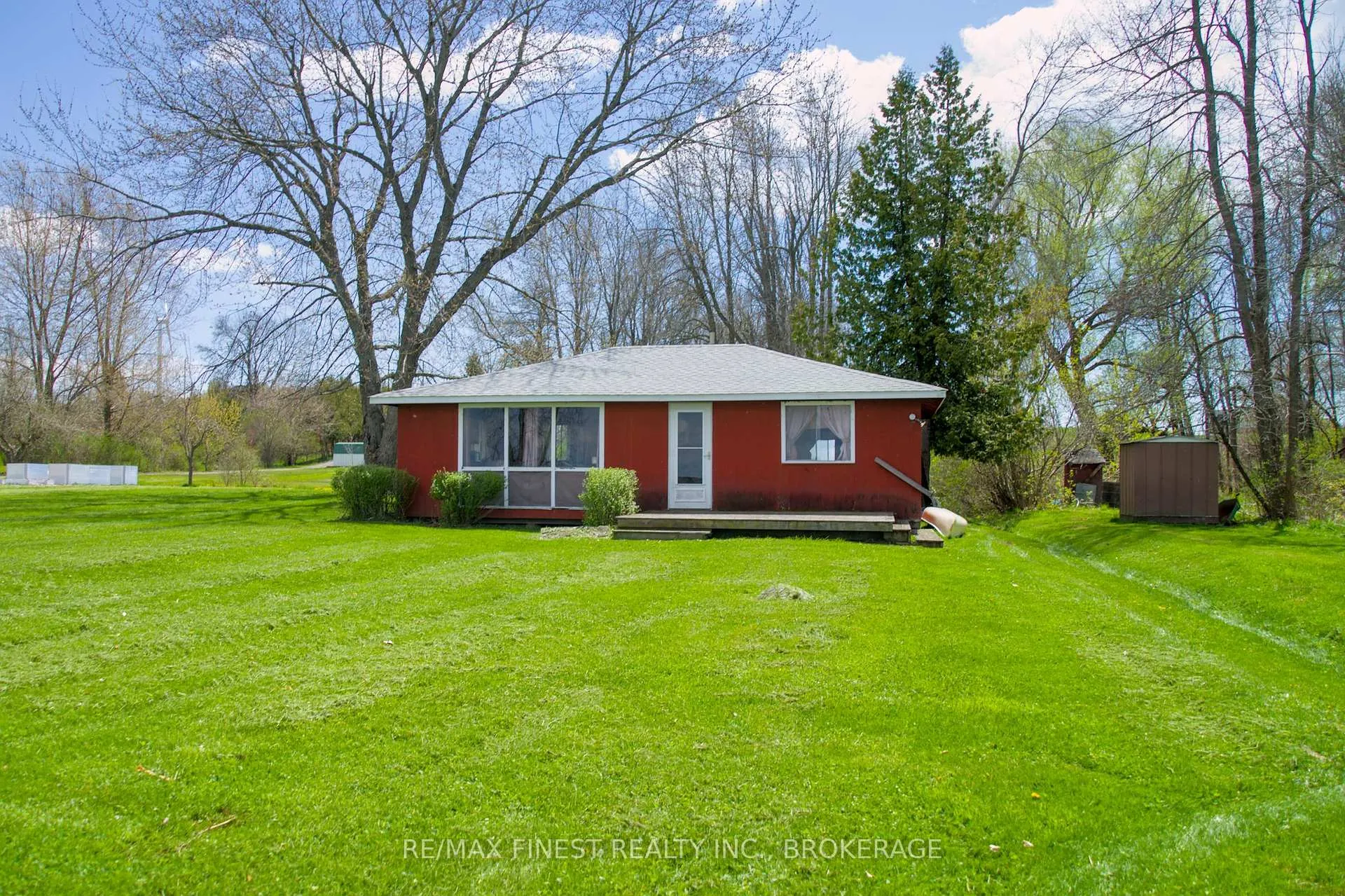 Photo 1 of 9300 Front Road, Frontenac Islands, The Islands — HOMEH
