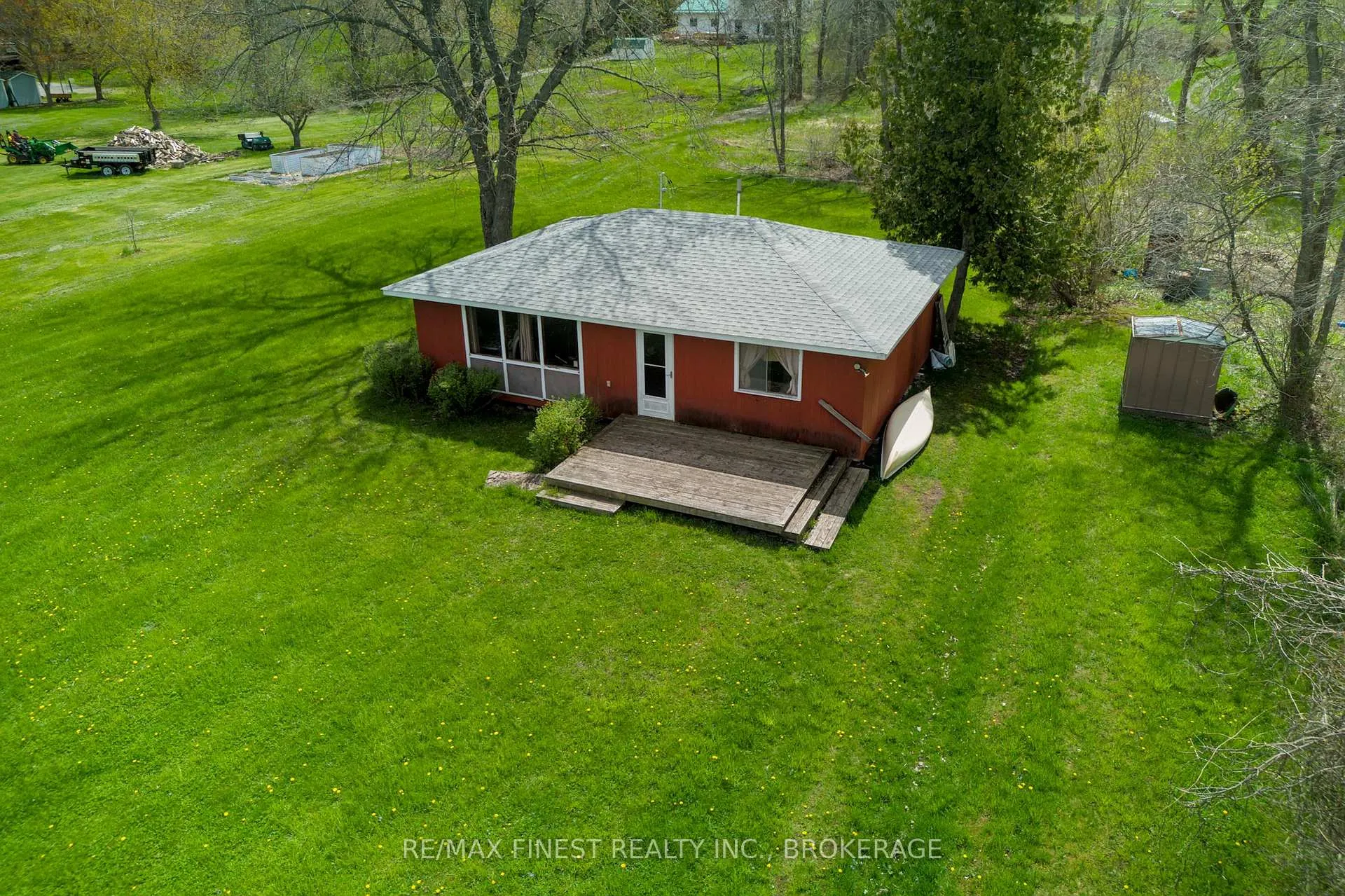 Photo 2 of 9300 Front Road, Frontenac Islands, The Islands — HOMEH