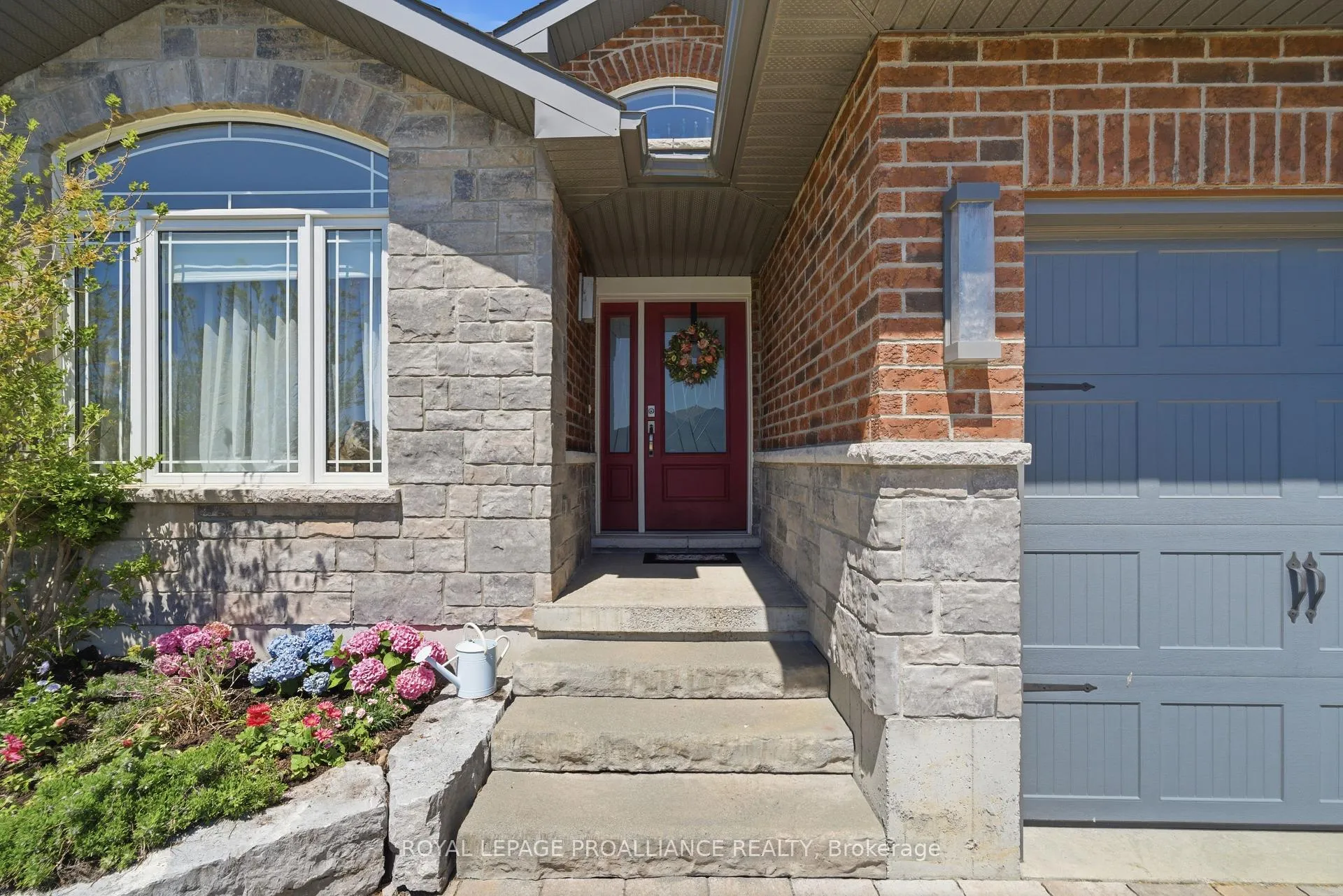 Photo 4 of 51 Crews Crescent, Quinte West, Murray Ward — HOMEH