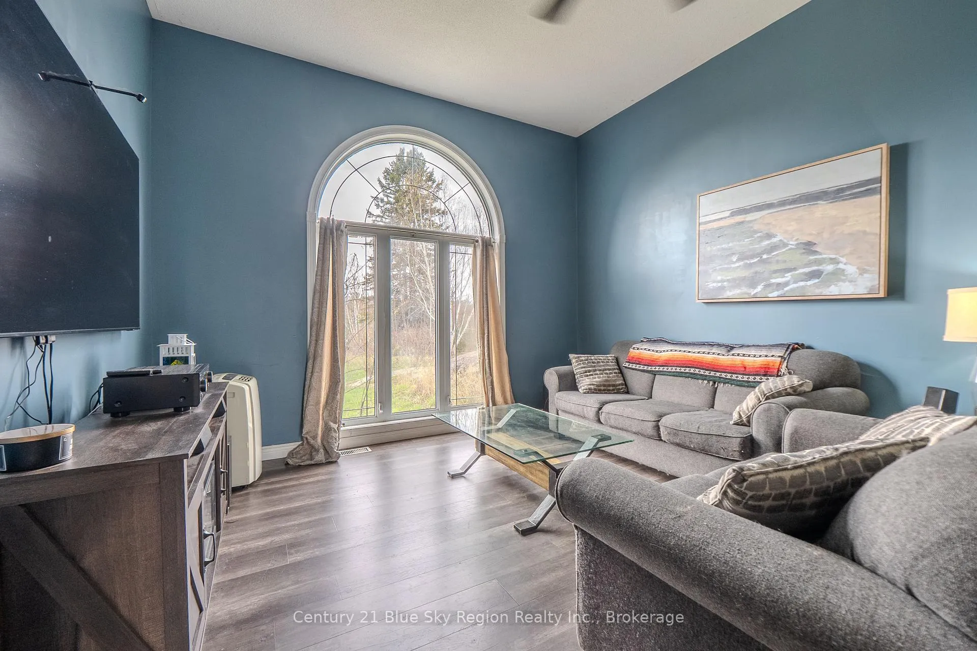 Photo 6 of 879 Callander Bay Drive, Callander — HOMEH