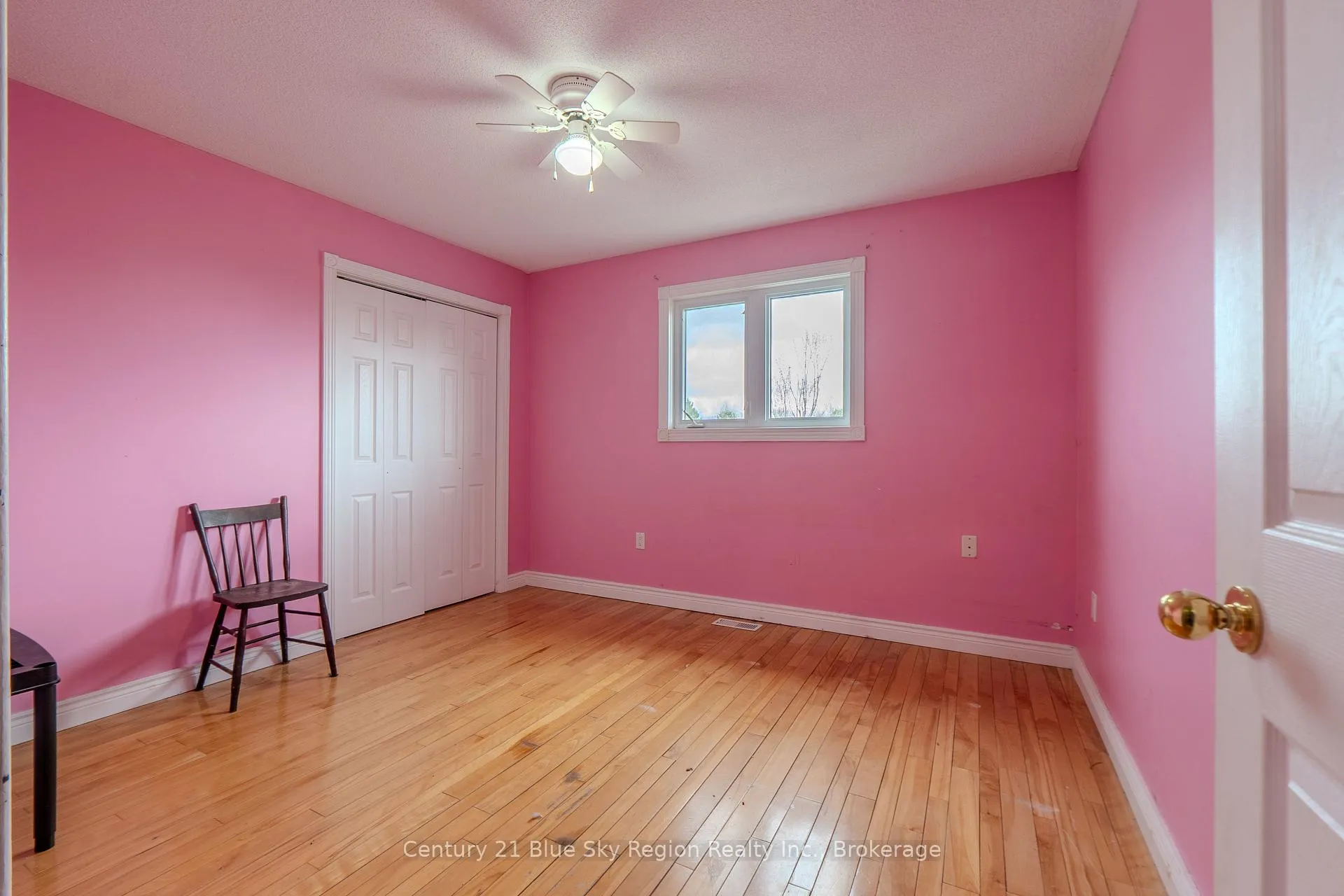 Photo 14 of 879 Callander Bay Drive, Callander — HOMEH
