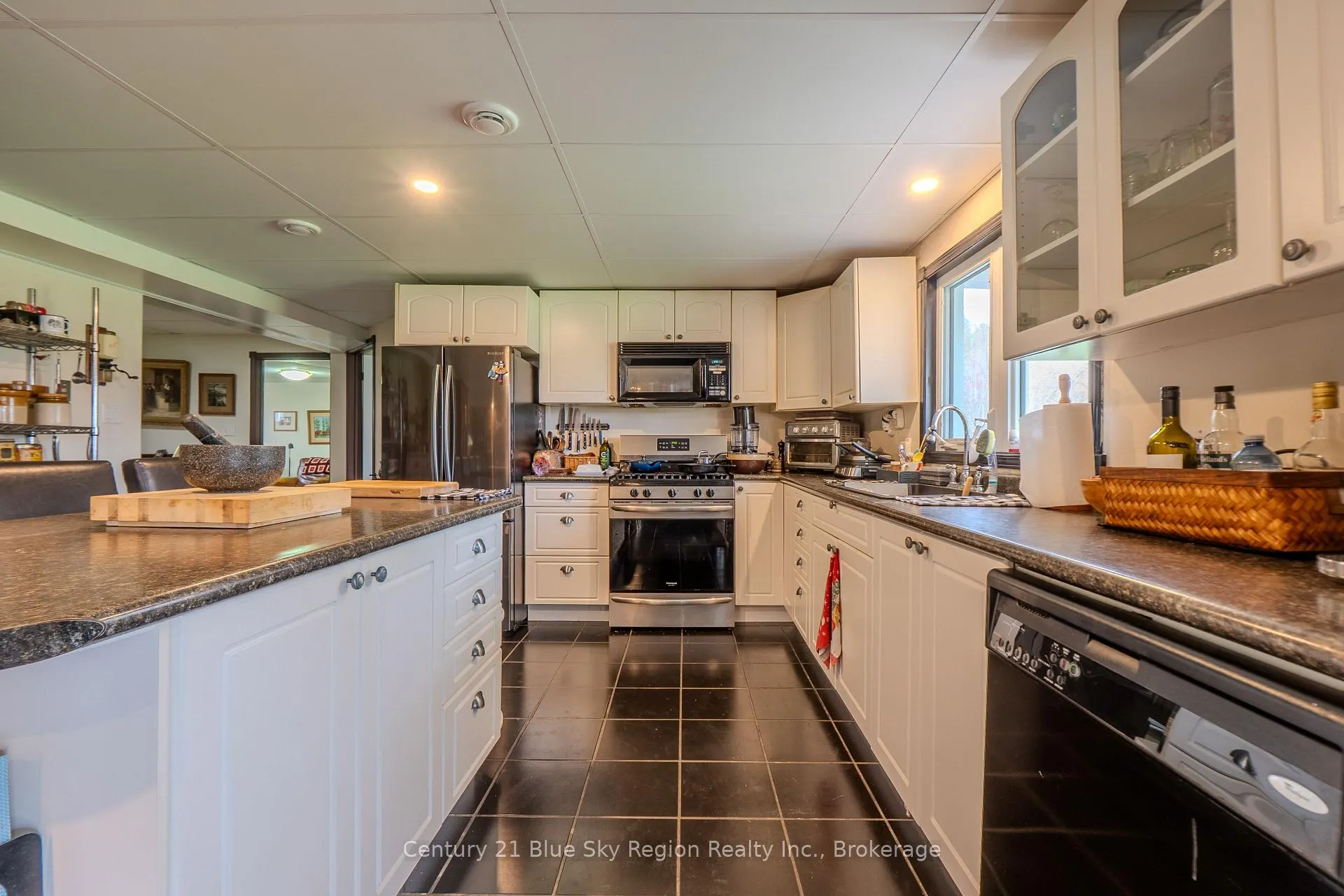 Photo 21 of 879 Callander Bay Drive, Callander — HOMEH