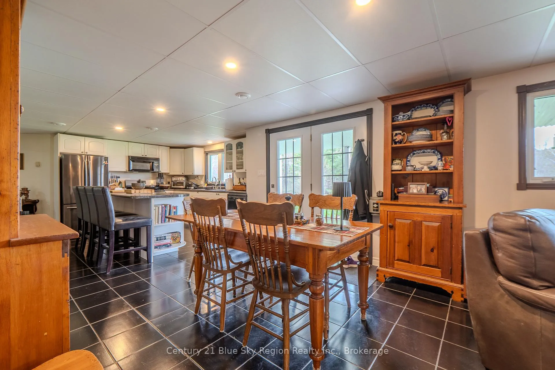 Photo 22 of 879 Callander Bay Drive, Callander — HOMEH