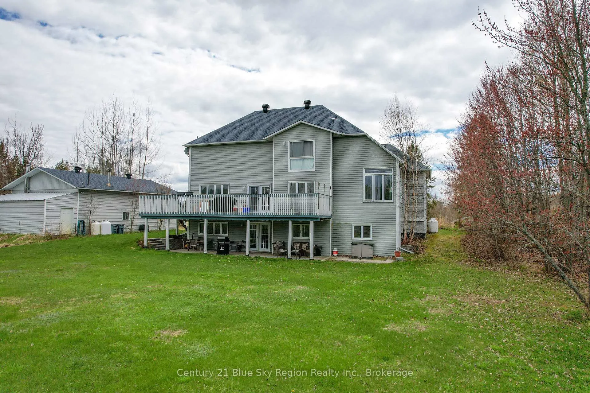 Photo 33 of 879 Callander Bay Drive, Callander — HOMEH