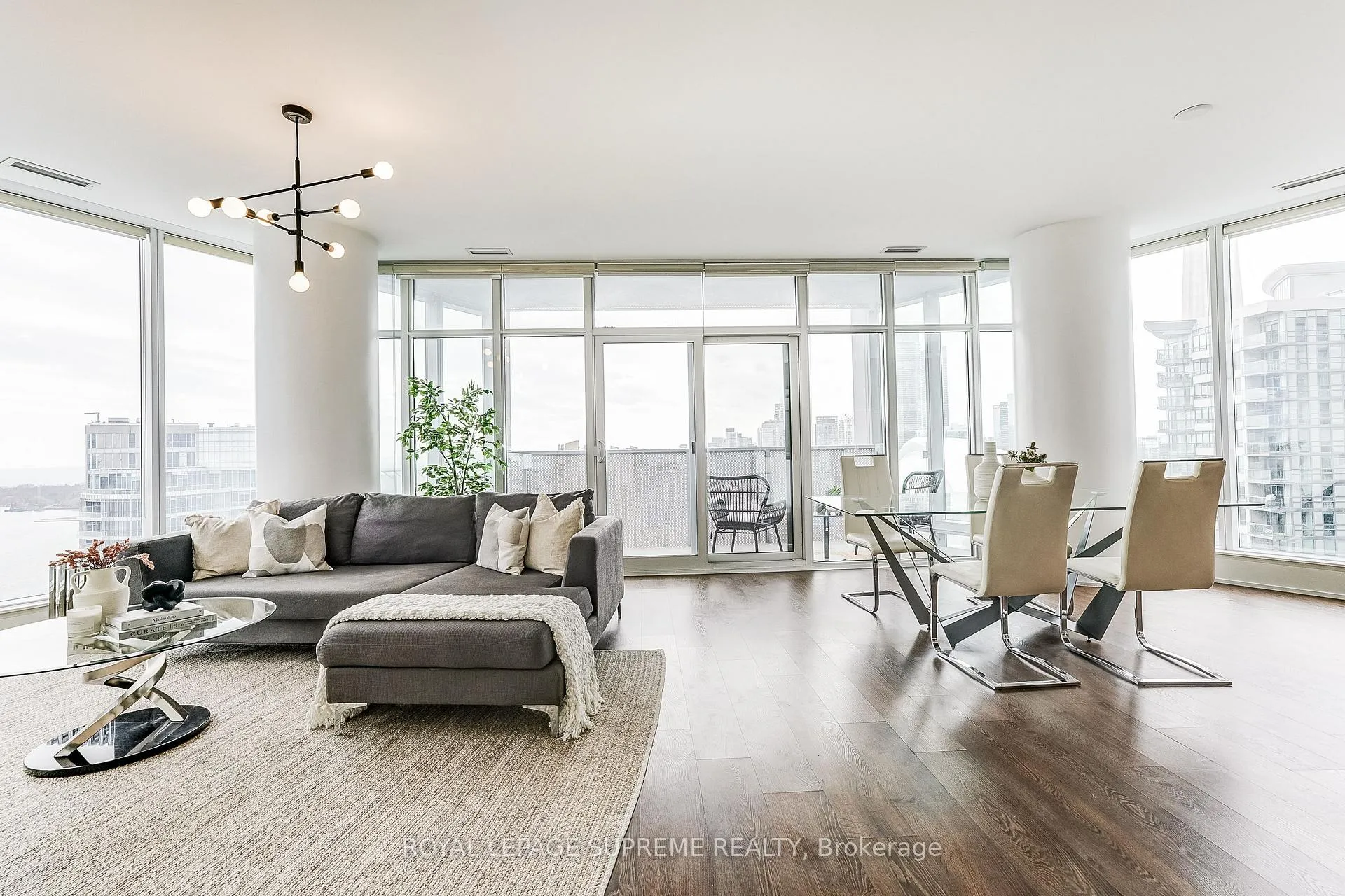 Photo 1 of Unit 3010, 10 York Street, Toronto, Waterfront Communities — HOMEH
