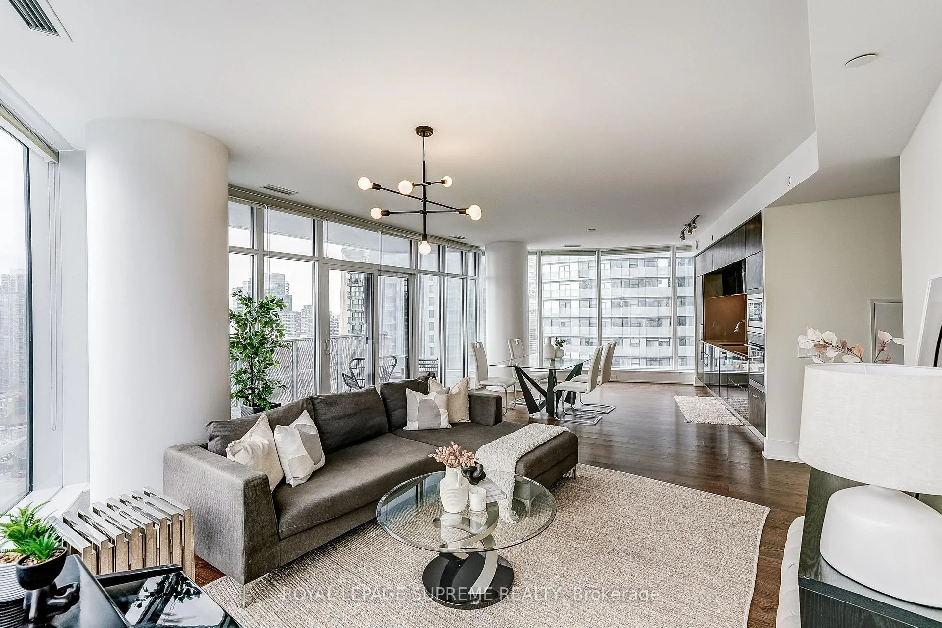 Photo 2 of Unit 3010, 10 York Street, Toronto, Waterfront Communities — HOMEH