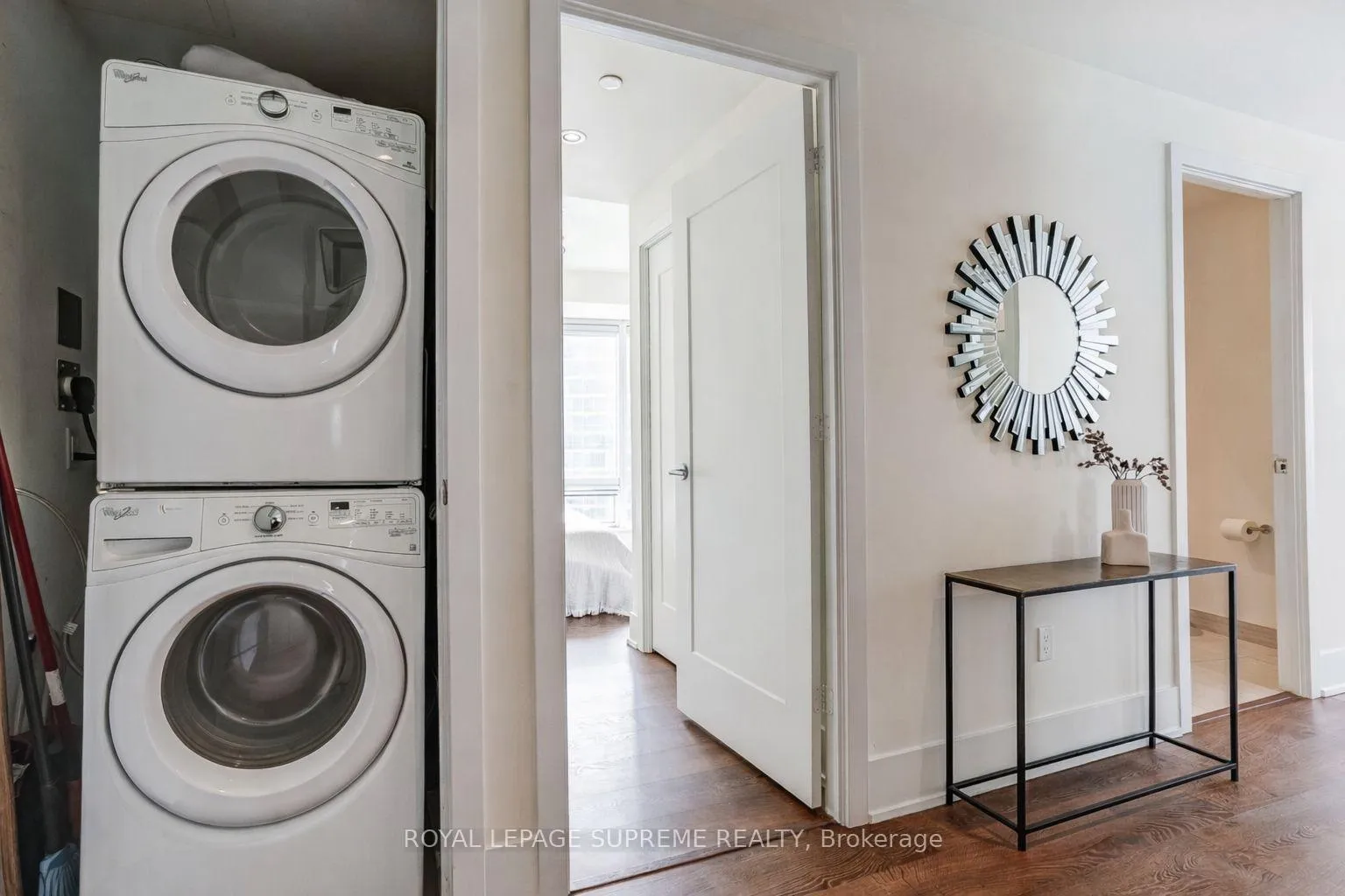 Photo 24 of Unit 3010, 10 York Street, Toronto, Waterfront Communities — HOMEH