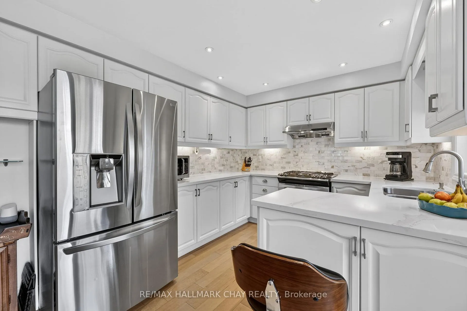 Photo 6 of 4 Darling Crescent, New Tecumseth, Alliston — HOMEH