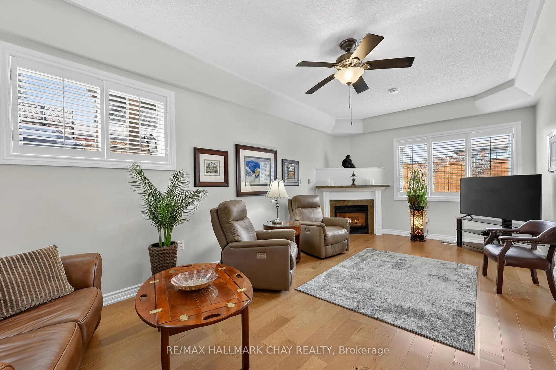 Photo 10 of 4 Darling Crescent, New Tecumseth, Alliston — HOMEH