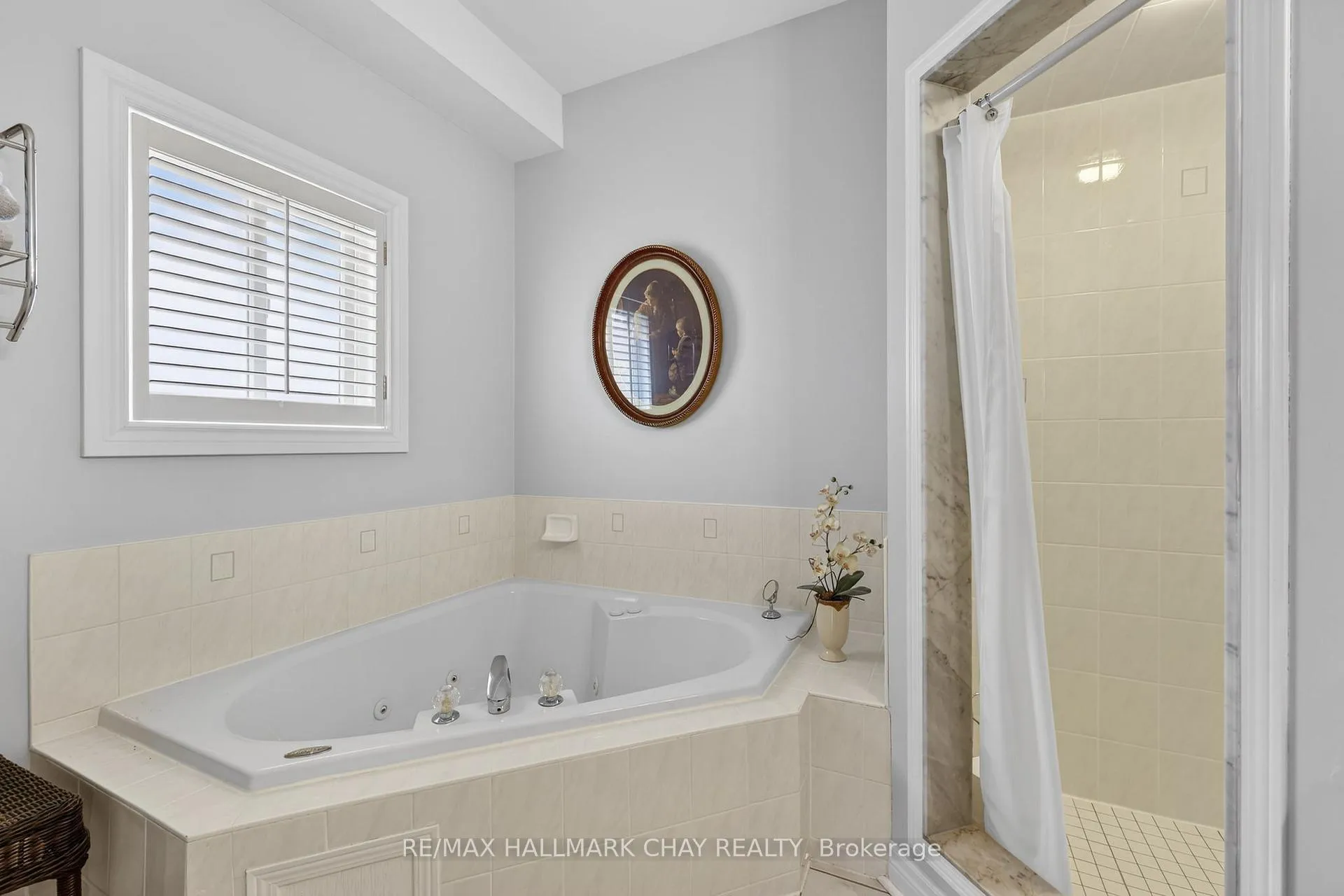 Photo 14 of 4 Darling Crescent, New Tecumseth, Alliston — HOMEH