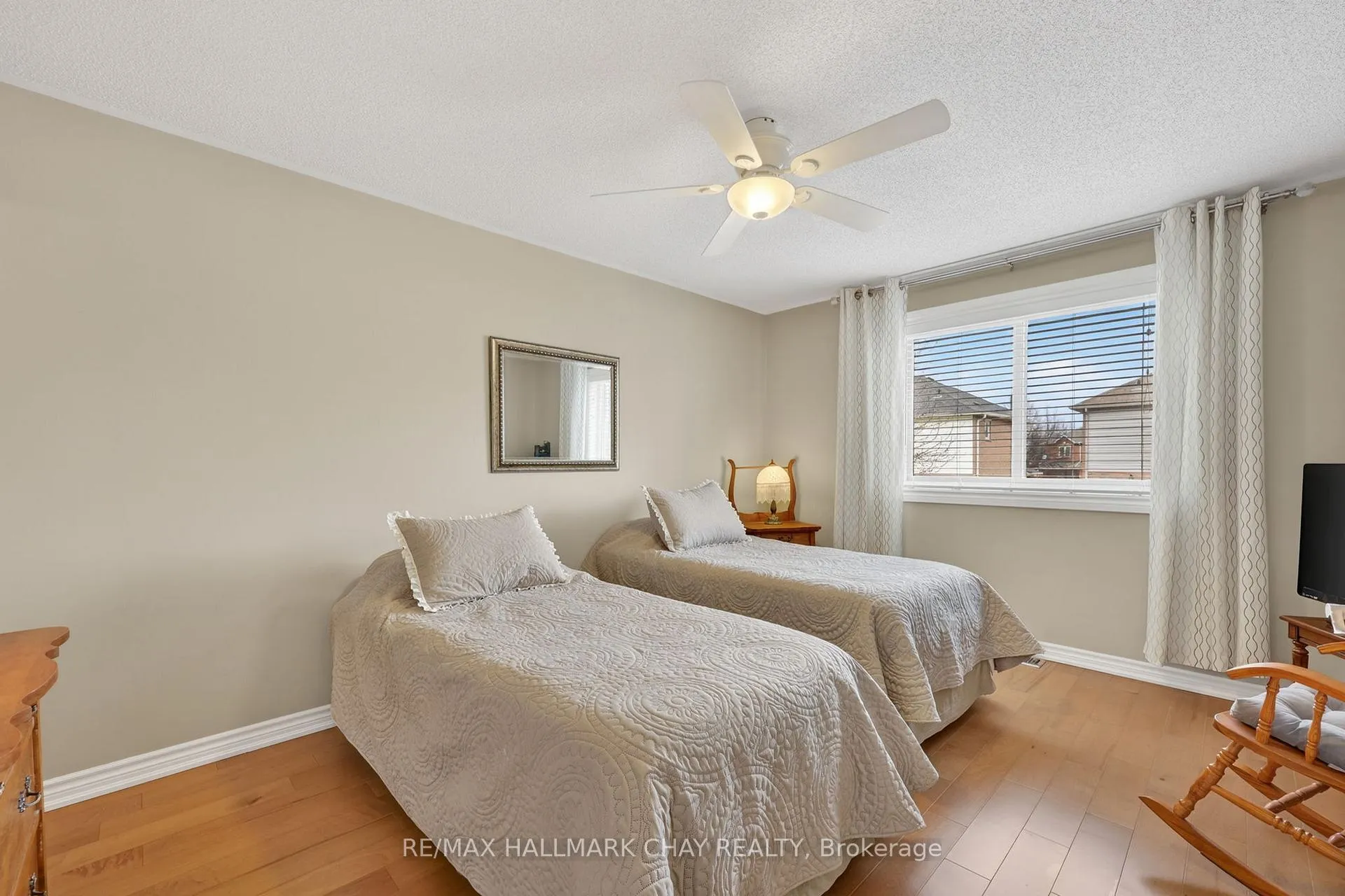 Photo 15 of 4 Darling Crescent, New Tecumseth, Alliston — HOMEH