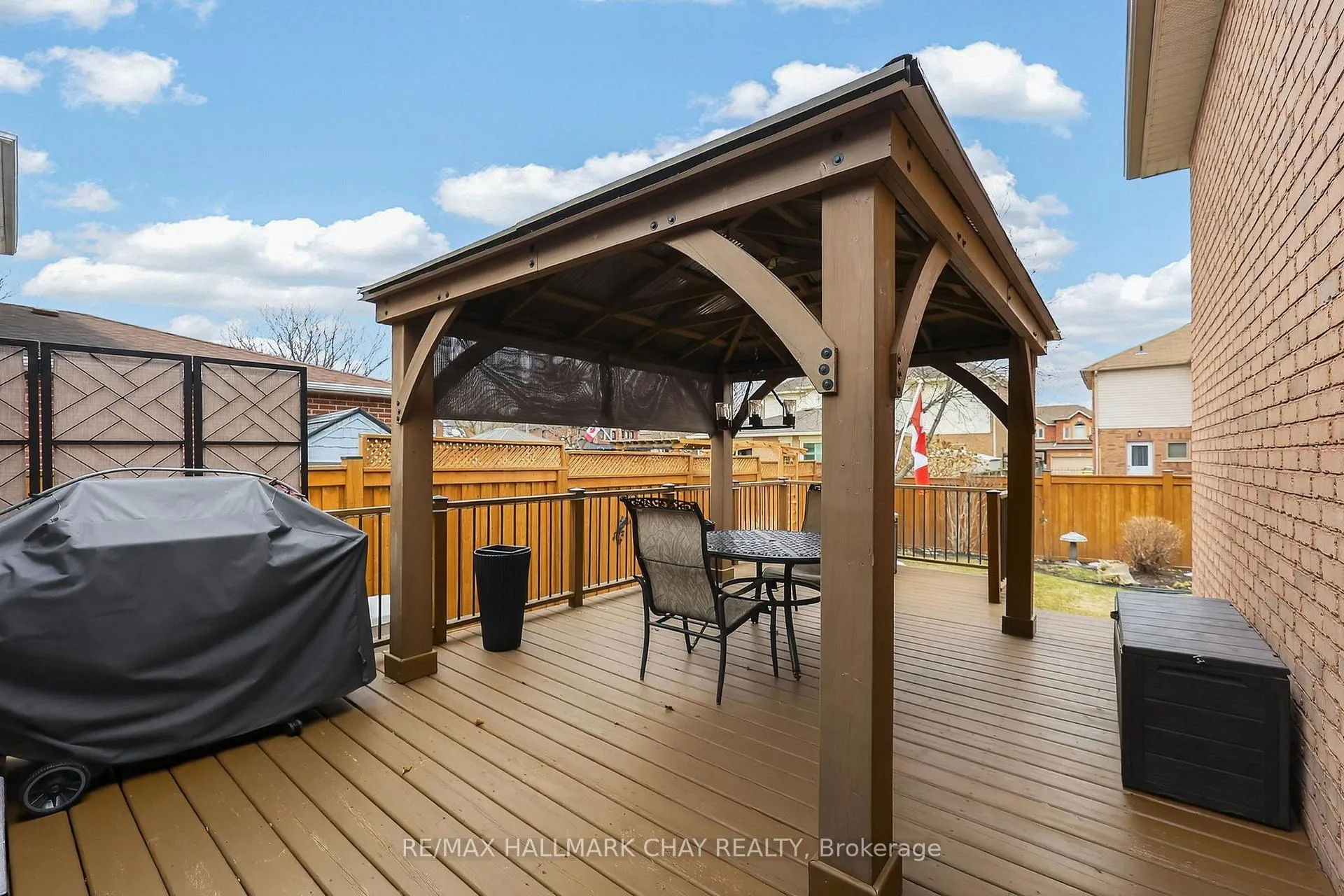 Photo 25 of 4 Darling Crescent, New Tecumseth, Alliston — HOMEH