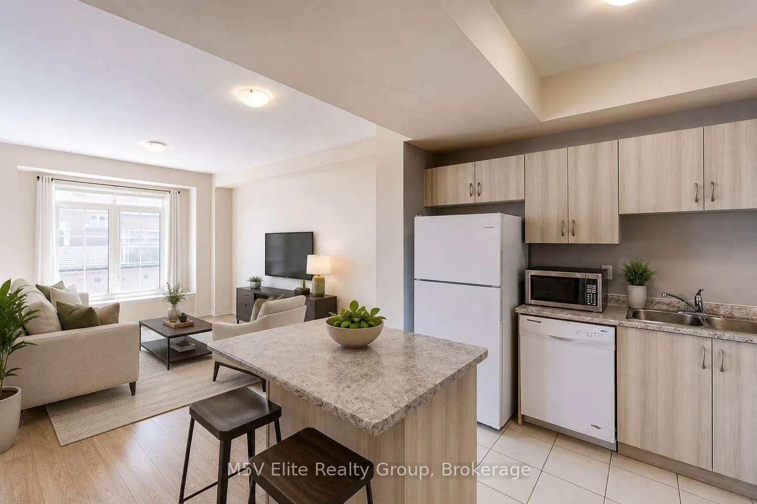Photo 8 of 5010 Desantis Drive, Lincoln, Beamsville — HOMEH