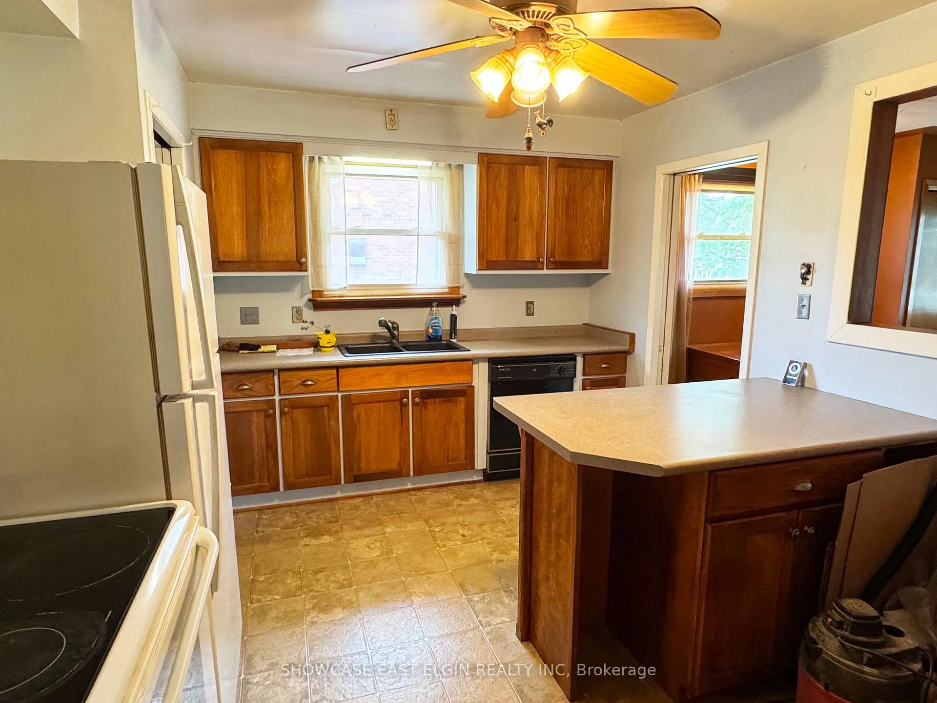 Photo 4 of 21 Clarence Street, Aylmer — HOMEH