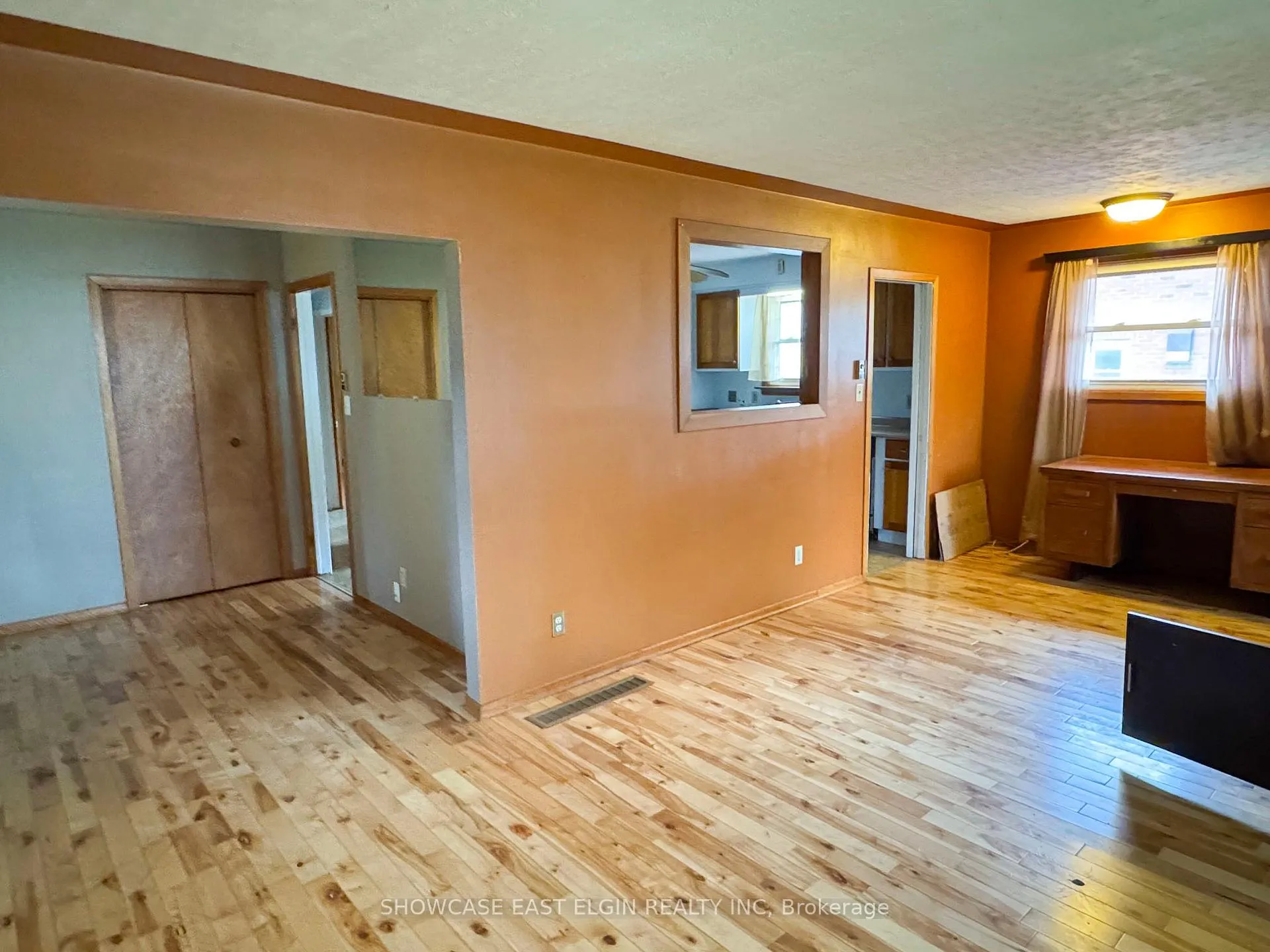 Photo 7 of 21 Clarence Street, Aylmer — HOMEH