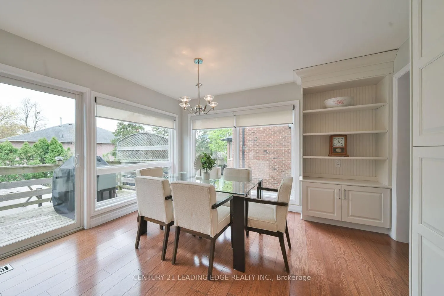 Photo 11 of 131 Reeve Drive, Markham, Markham Village — HOMEH
