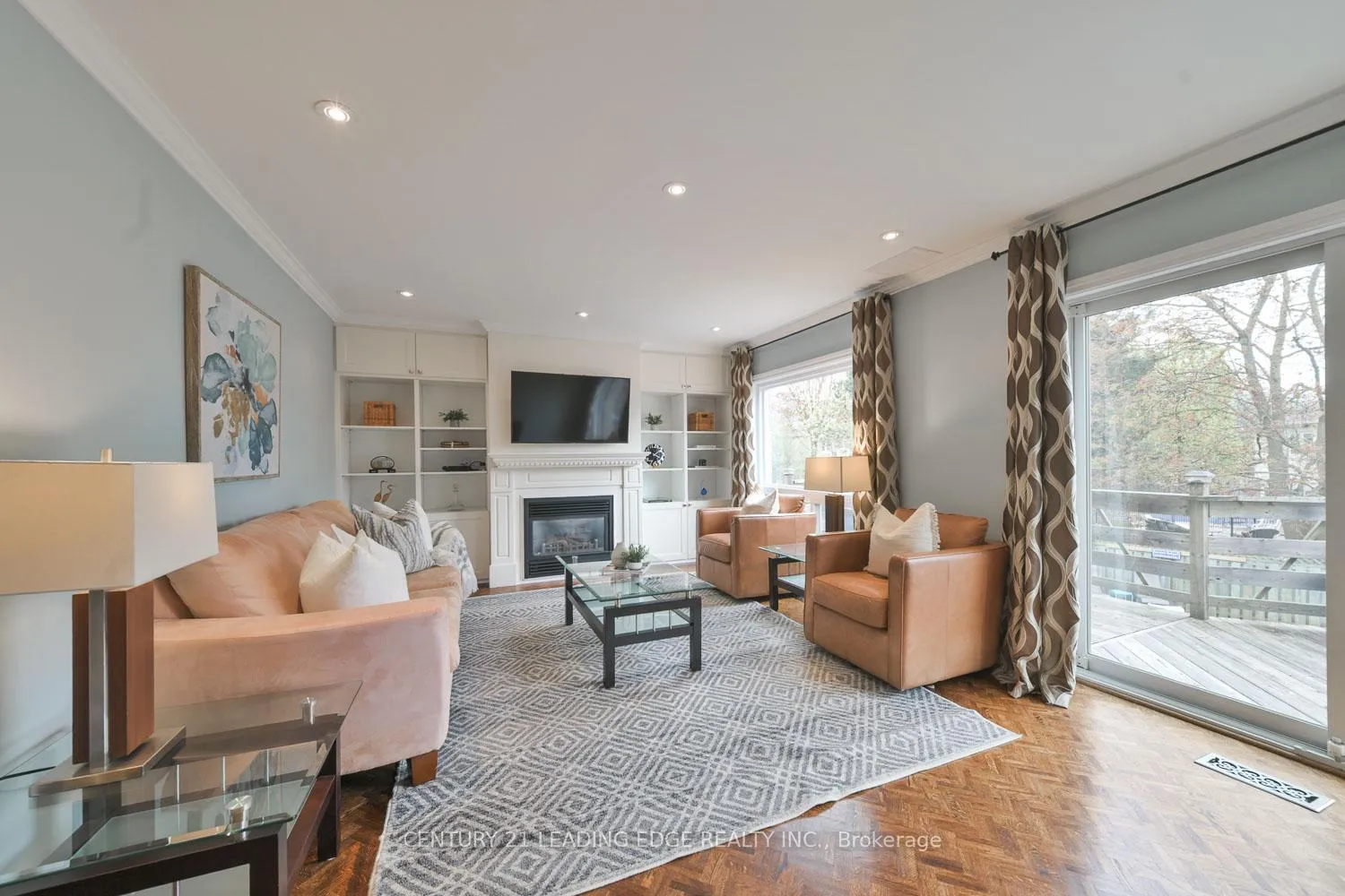 Photo 17 of 131 Reeve Drive, Markham, Markham Village — HOMEH