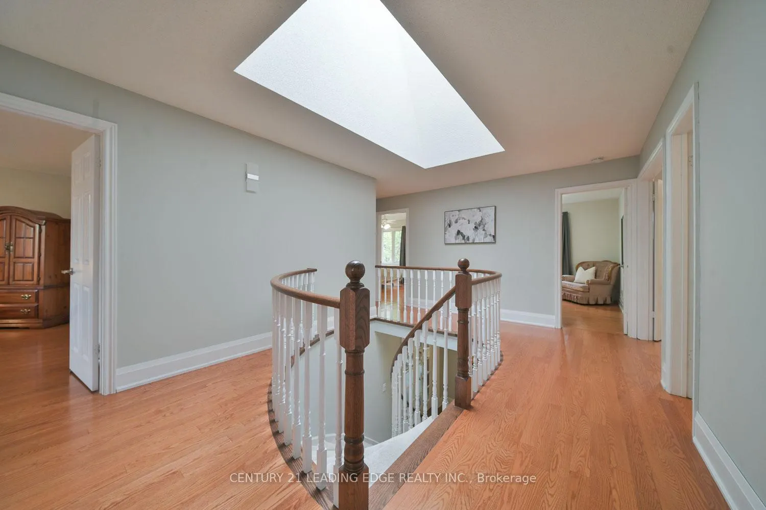 Photo 23 of 131 Reeve Drive, Markham, Markham Village — HOMEH