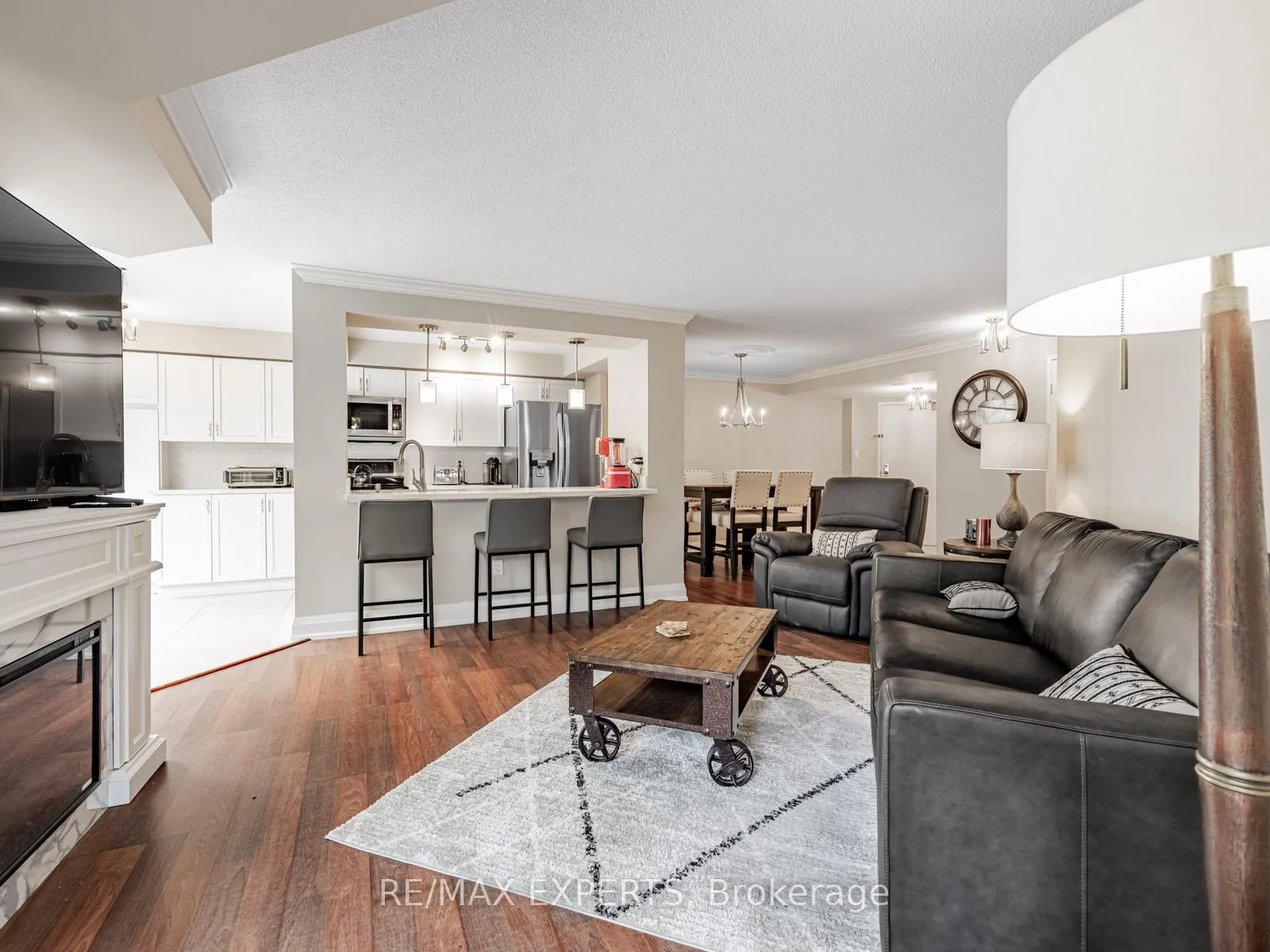 Photo 14 of Unit 215, 100 Arbors Lane, Vaughan, West Woodbridge — HOMEH