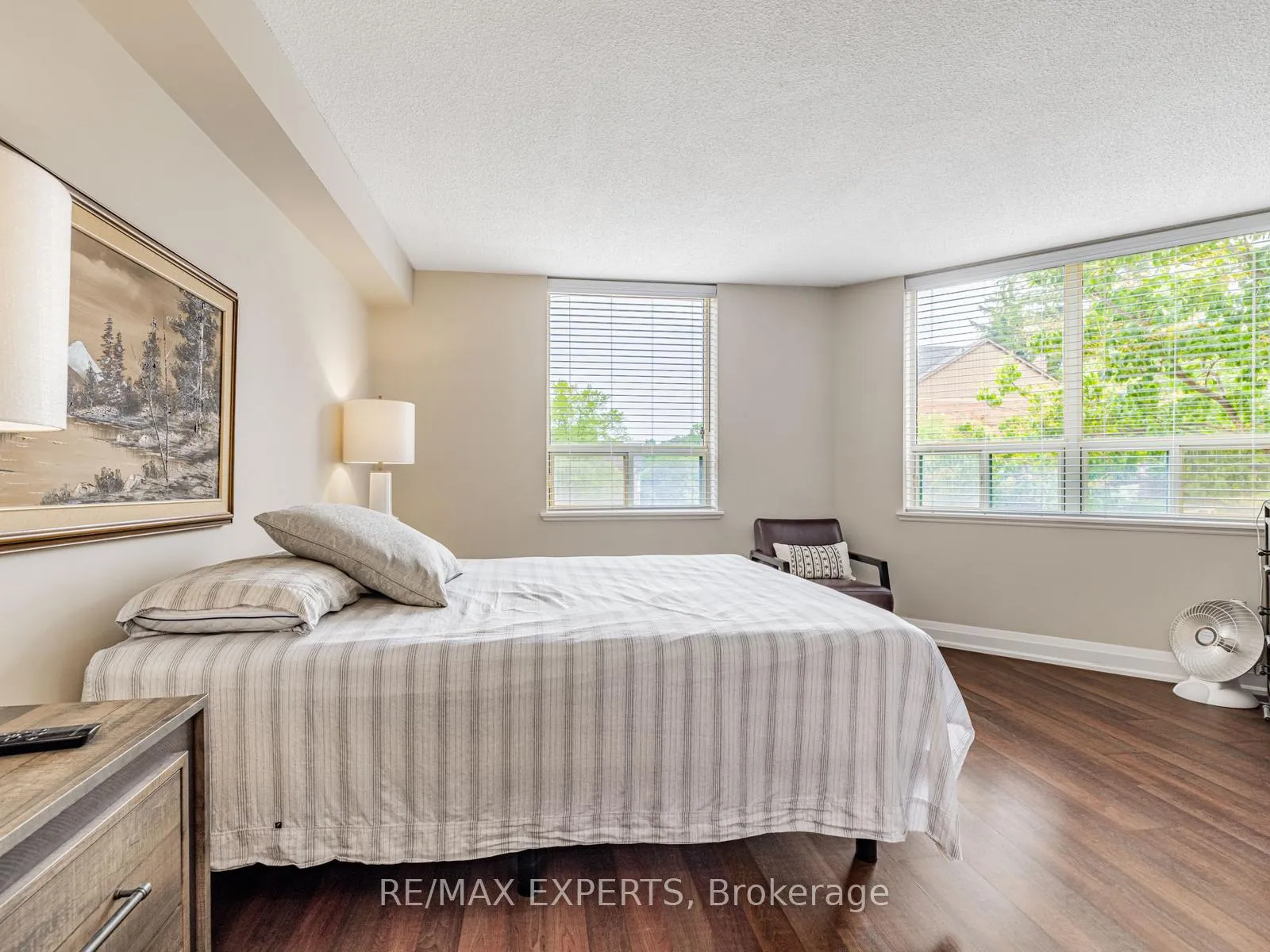 Photo 23 of Unit 215, 100 Arbors Lane, Vaughan, West Woodbridge — HOMEH