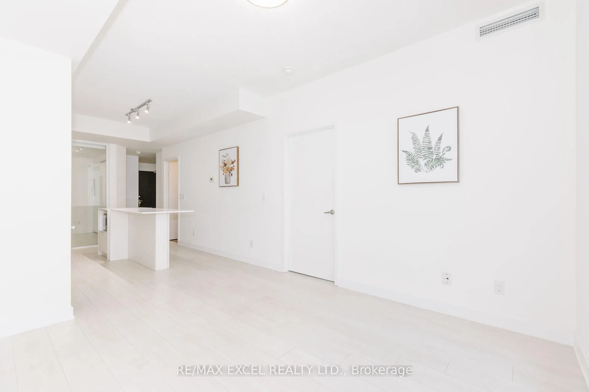 Photo 7 of Unit 1307, 170 Sumach Street, Toronto, Regent Park — HOMEH