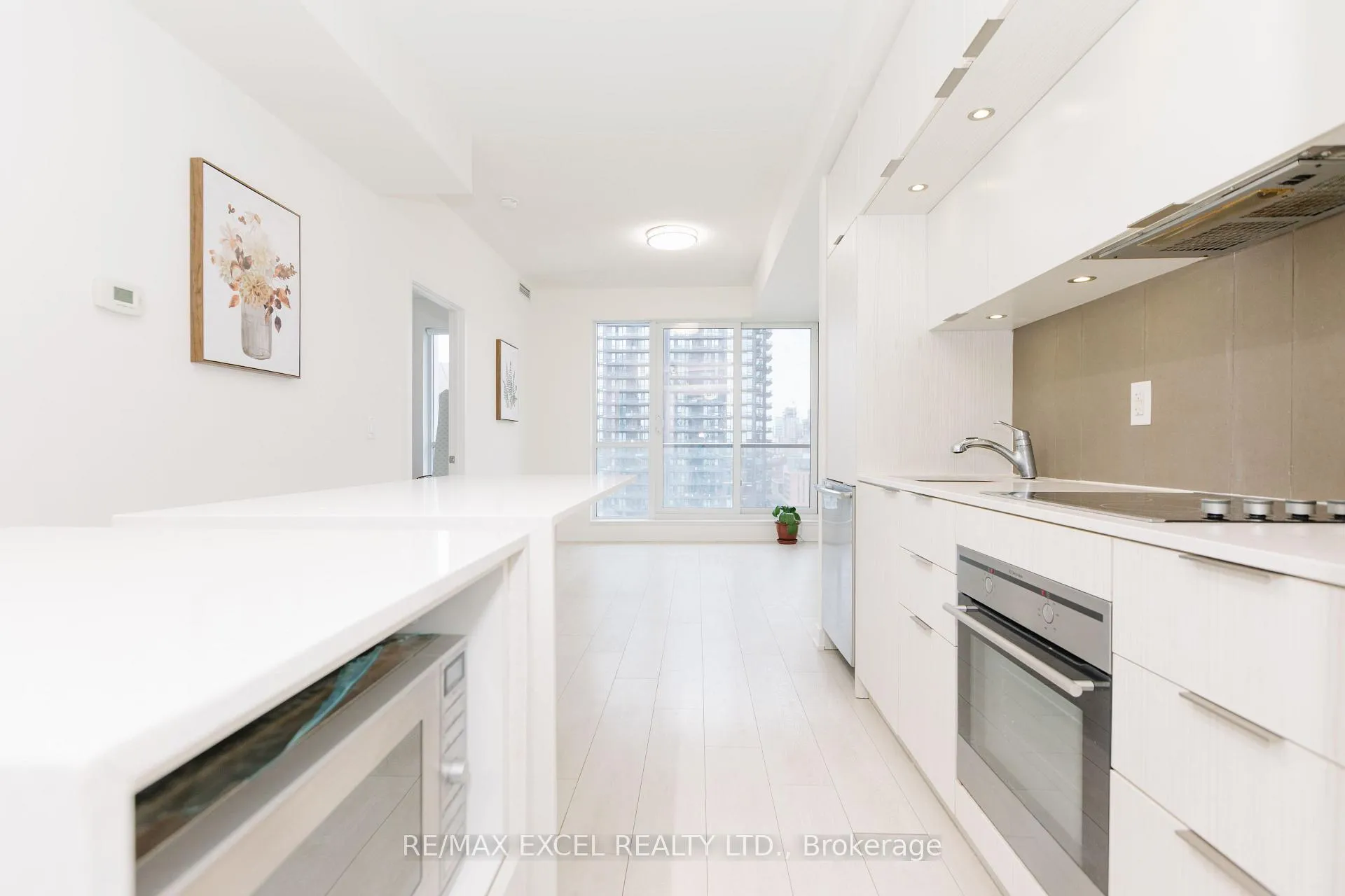 Photo 14 of Unit 1307, 170 Sumach Street, Toronto, Regent Park — HOMEH