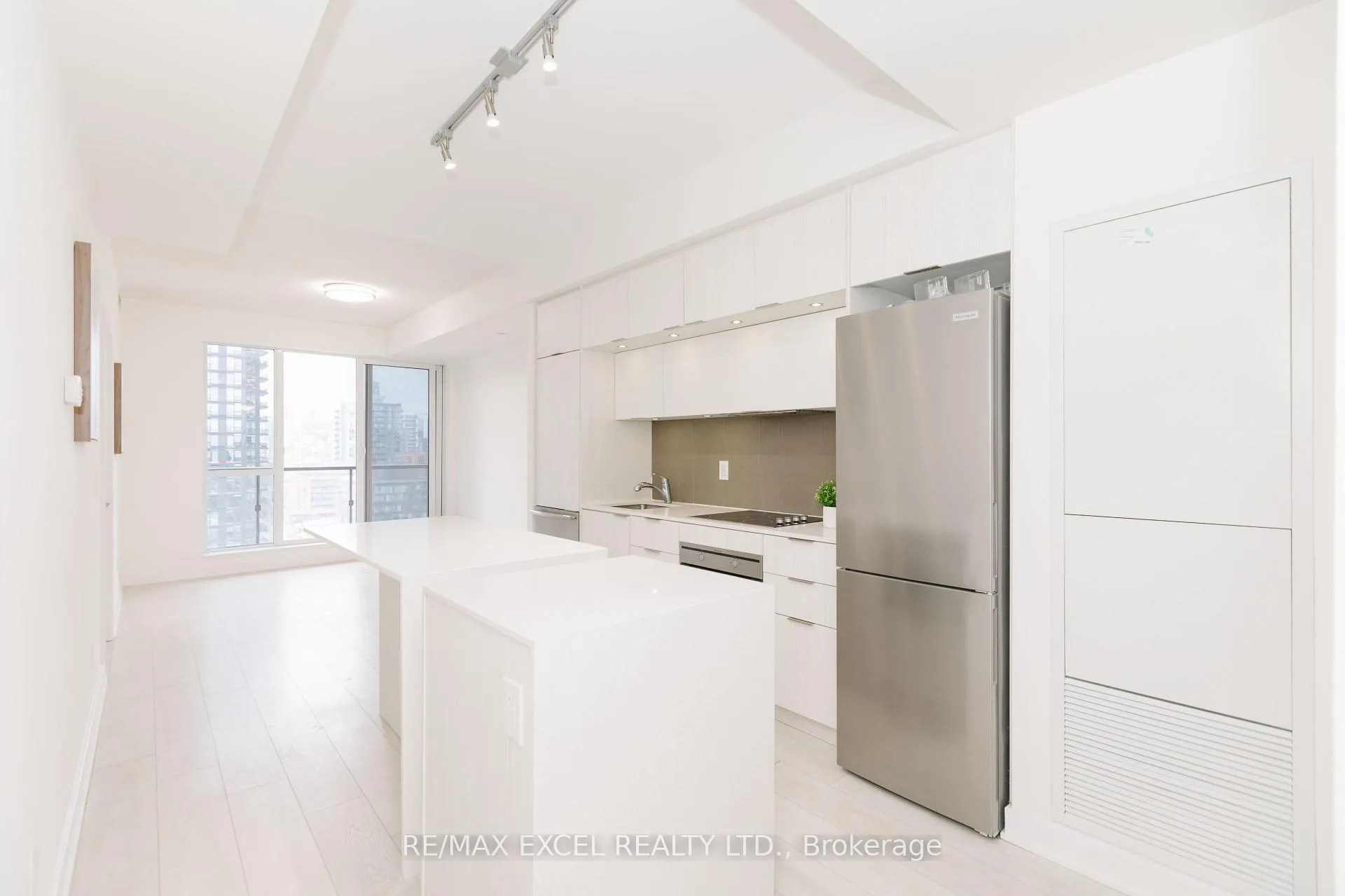 Photo 18 of Unit 1307, 170 Sumach Street, Toronto, Regent Park — HOMEH