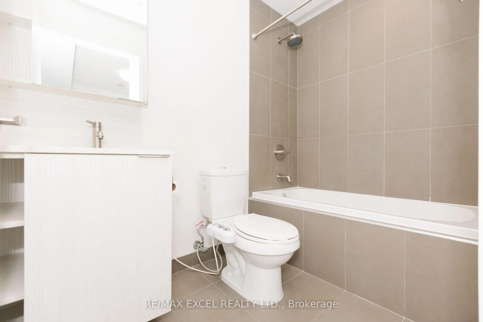 Photo 26 of Unit 1307, 170 Sumach Street, Toronto, Regent Park — HOMEH