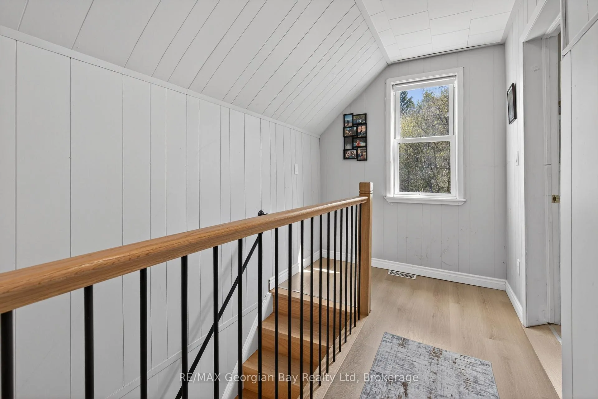 Photo 23 of 13 Centre Street, Penetanguishene — HOMEH