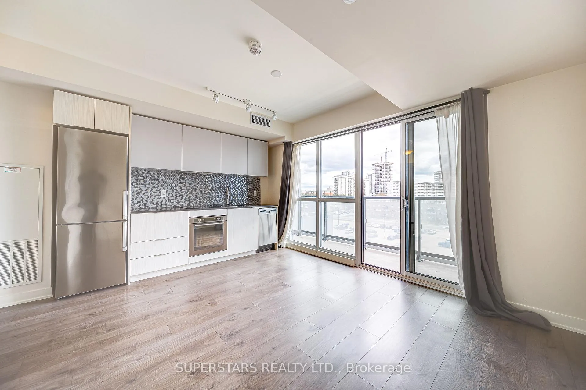 Photo 2 of Unit 509, 2 Sonic Way, Toronto, Flemingdon Park — HOMEH