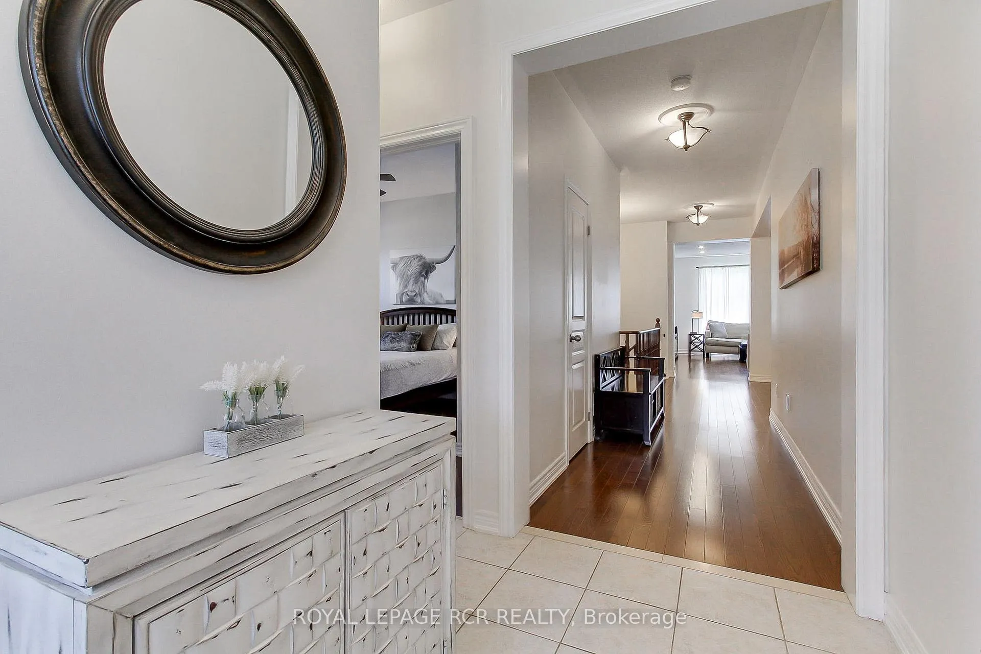 Photo 3 of 19 Wyndham Circle, Georgina, Sutton & Jackson's Point — HOMEH