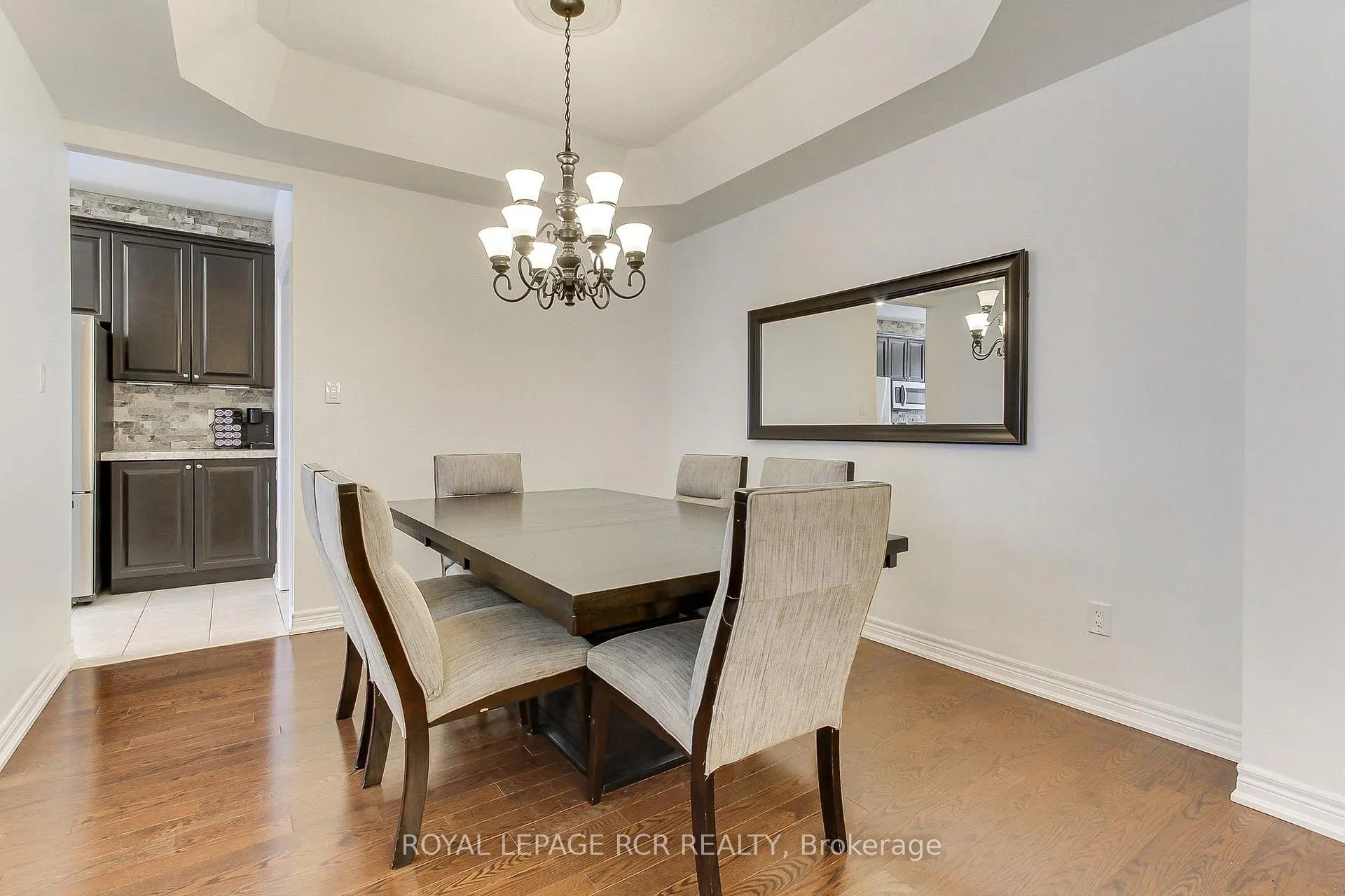 Photo 8 of 19 Wyndham Circle, Georgina, Sutton & Jackson's Point — HOMEH