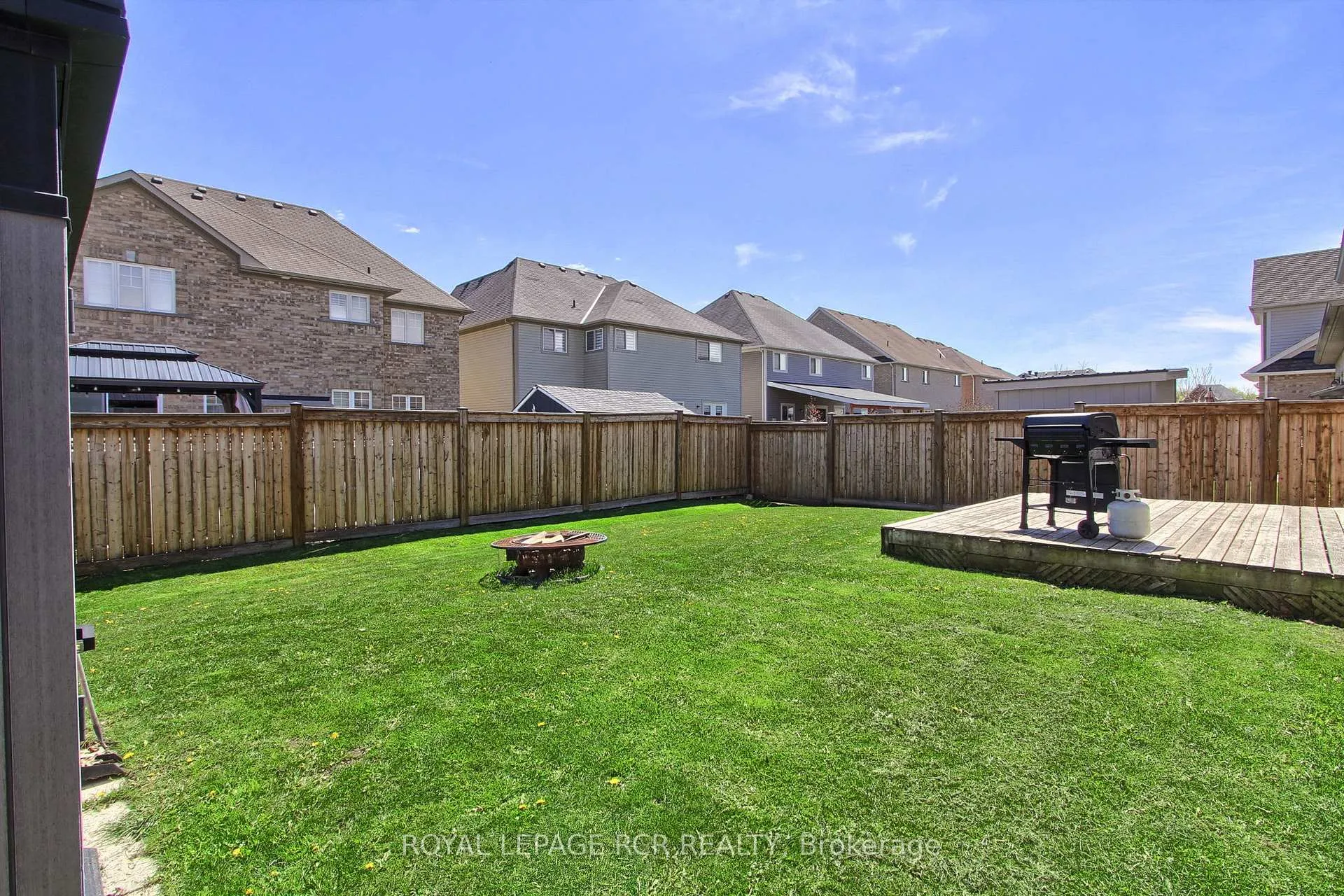 Photo 43 of 19 Wyndham Circle, Georgina, Sutton & Jackson's Point — HOMEH