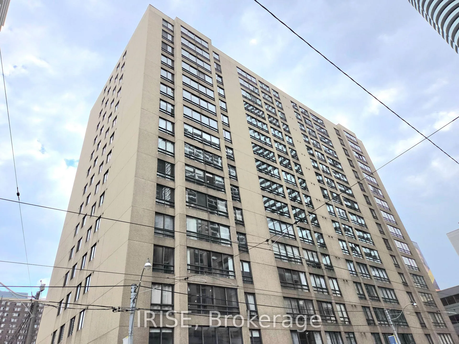 Photo 2 of Unit 803, 77 Carlton Street, Toronto, Church-Yonge Corridor — HOMEH