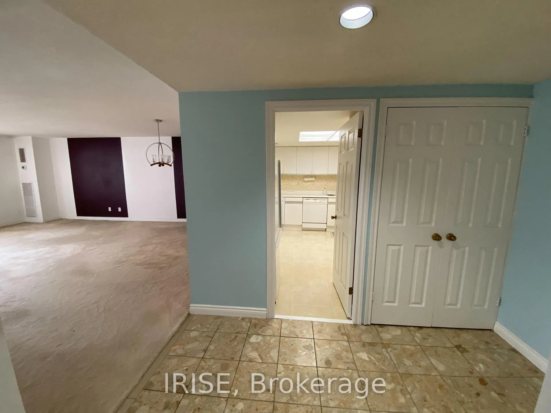 Photo 12 of Unit 803, 77 Carlton Street, Toronto, Church-Yonge Corridor — HOMEH